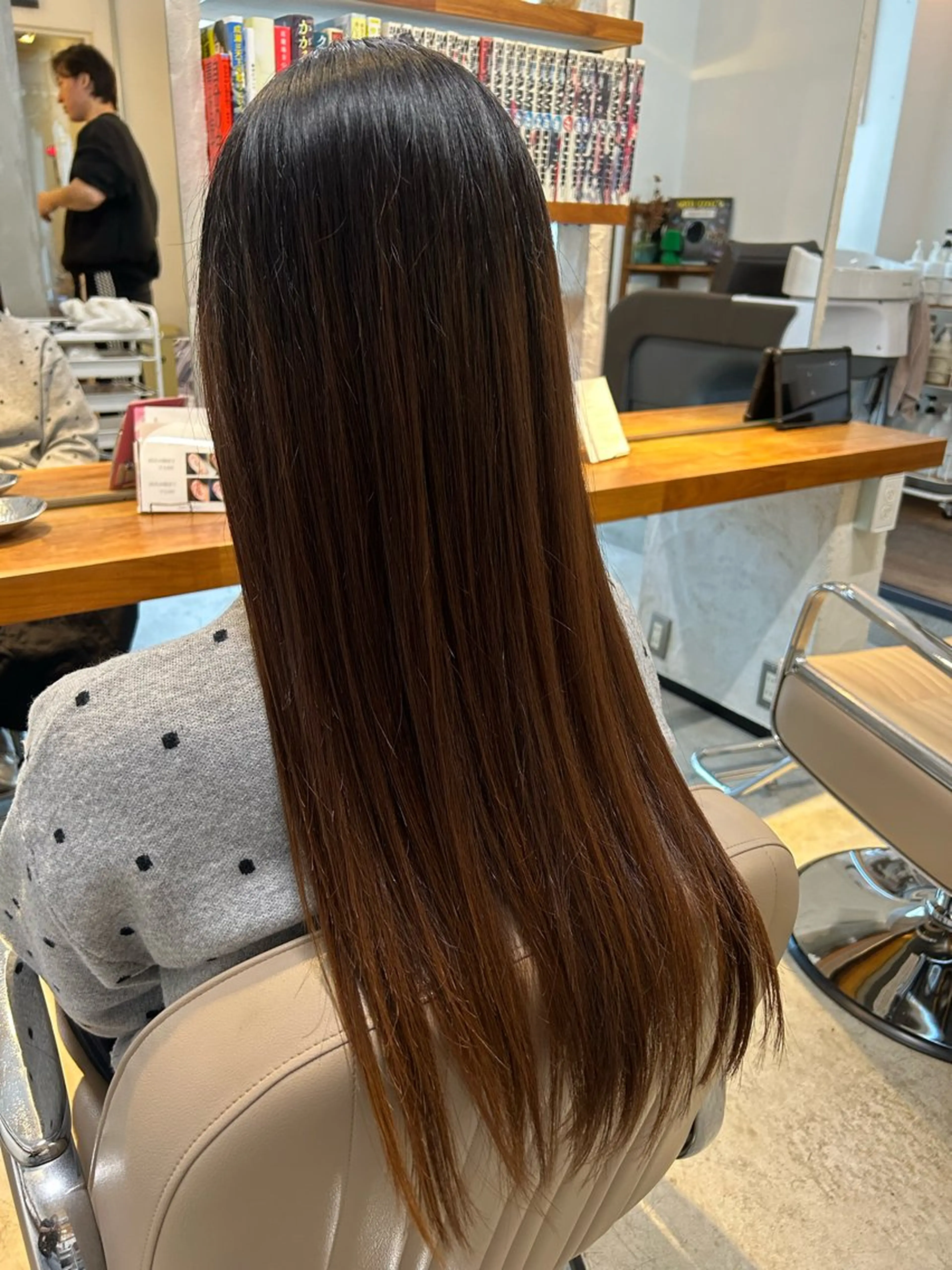 ロング カット 縮毛矯正 櫻井園子🌸 久屋大通/高岳のヘアスタイル
