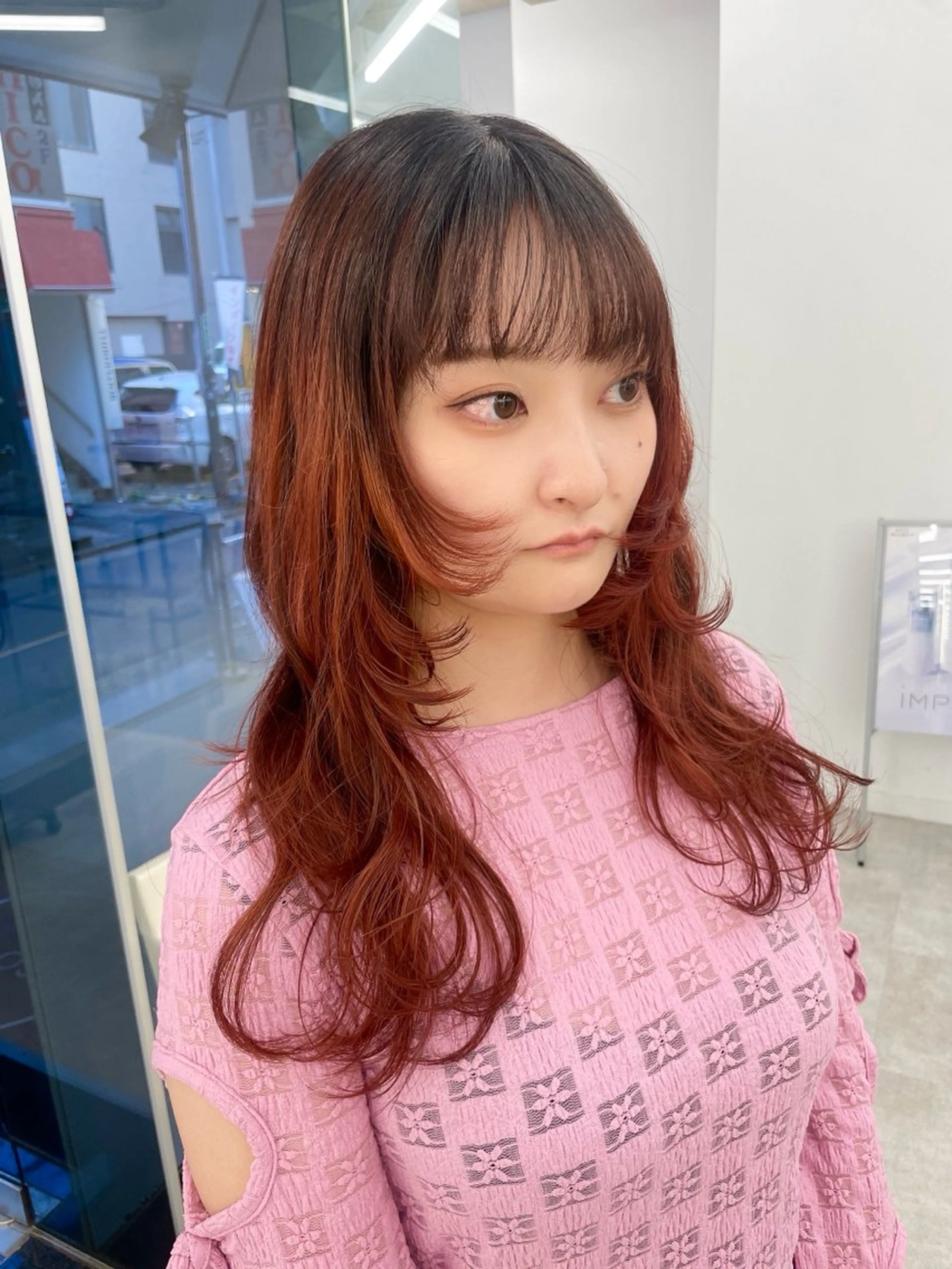 ロング カラー ヘアアレンジ ロング ウルフカット ヘアカラー トリートメント 【Brown】おじま のぞみのヘアスタイル