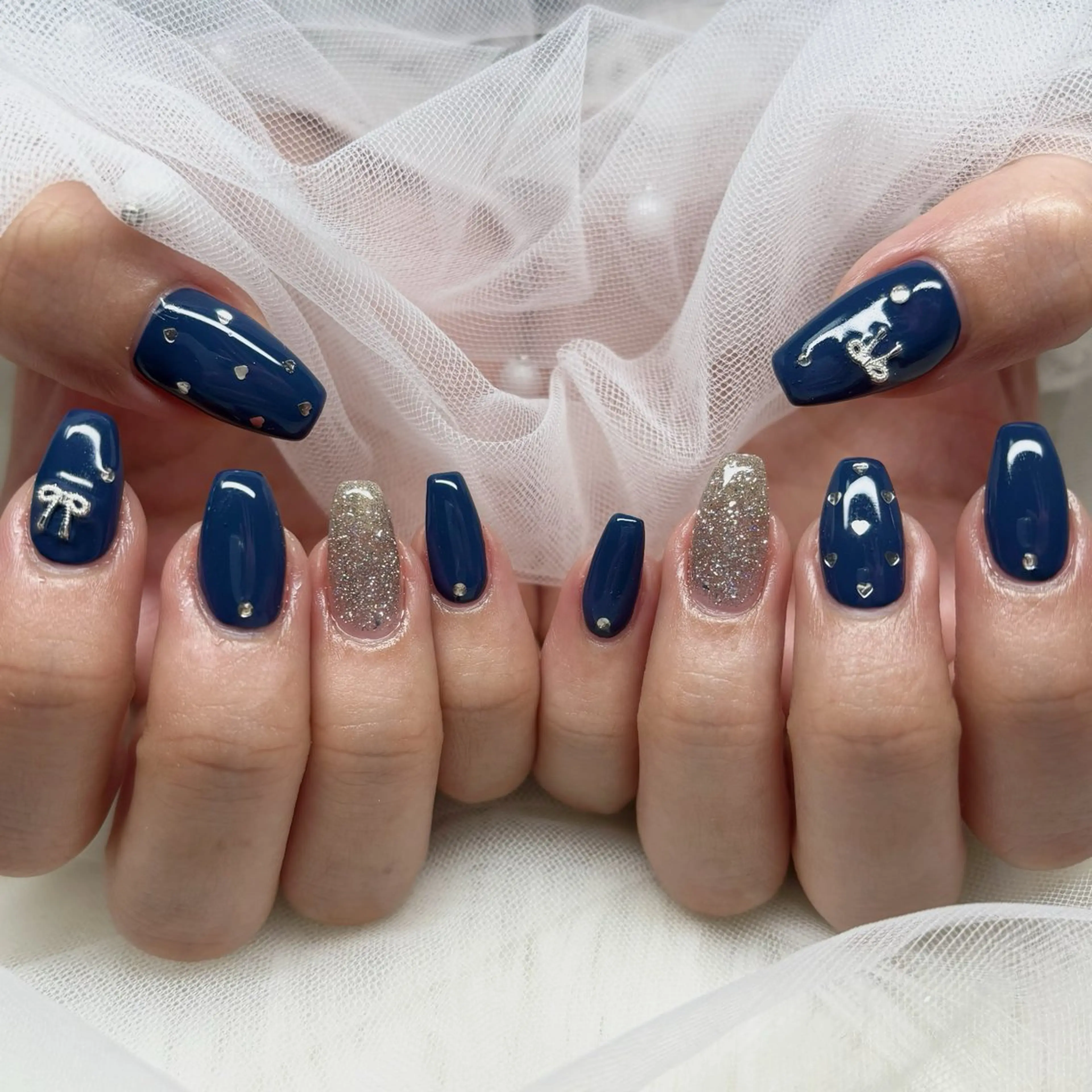 ネイル ネイビー ハンドネイル Yuna🩵 RE:N.Nailのネイルデザイン