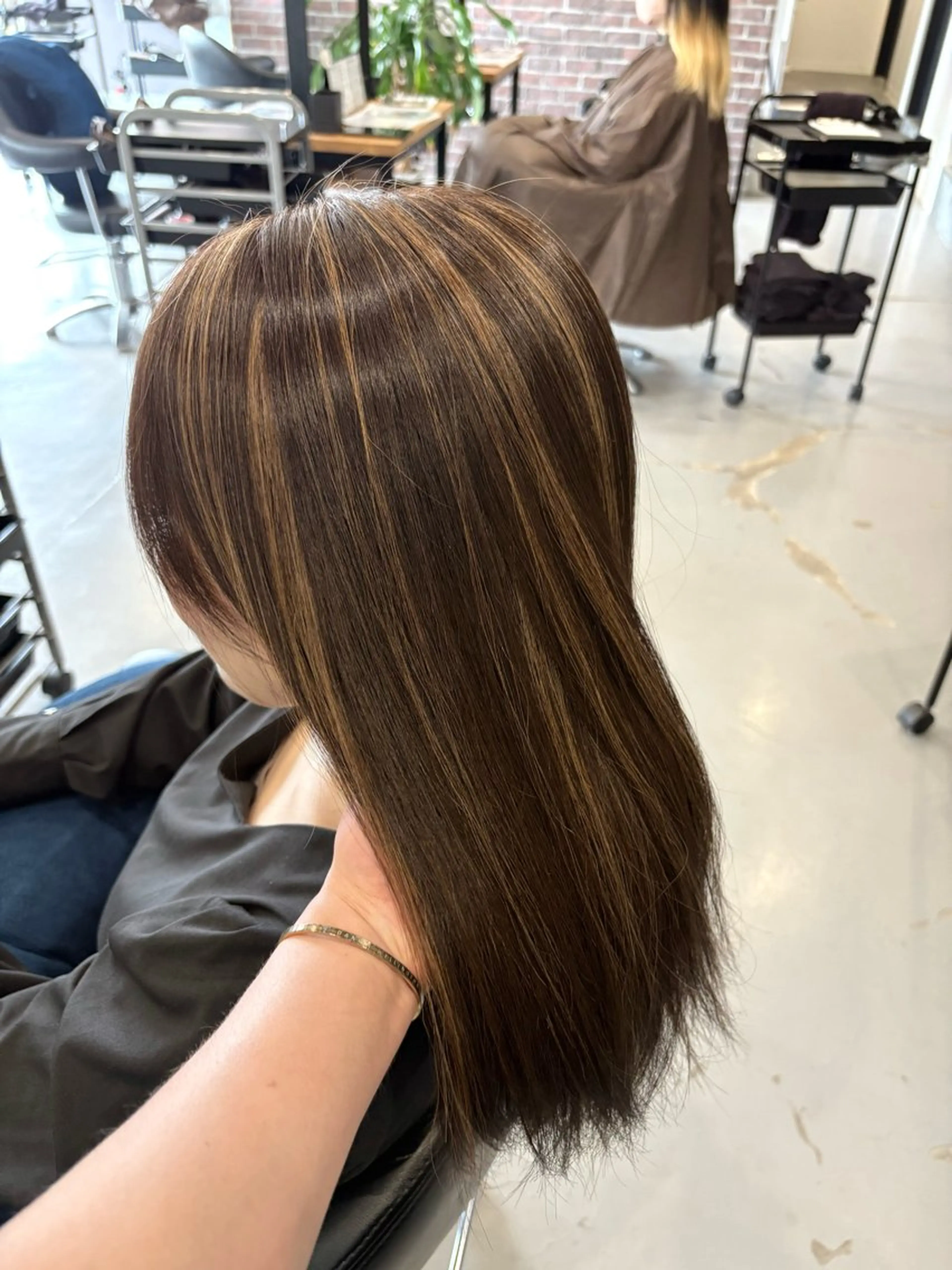 ミディアム ハイライト 一刀 厚太のヘアスタイル