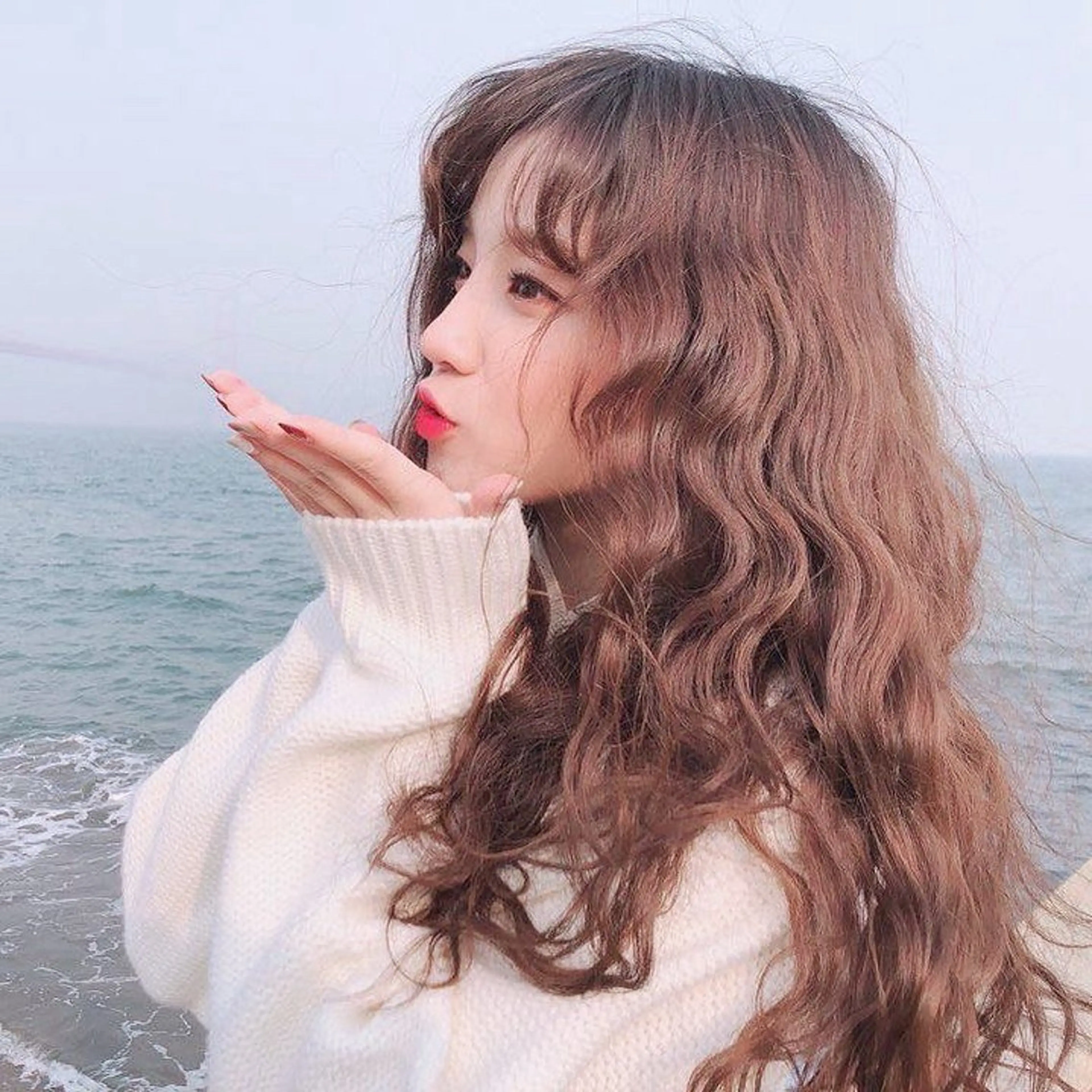 ロング カラー パーマ ブリーチ 髪質改善 ロング 縮毛矯正 カット ヘアカラー パーマ トリートメント 【arc】Ruri コテ巻き風パーマのヘアスタイル