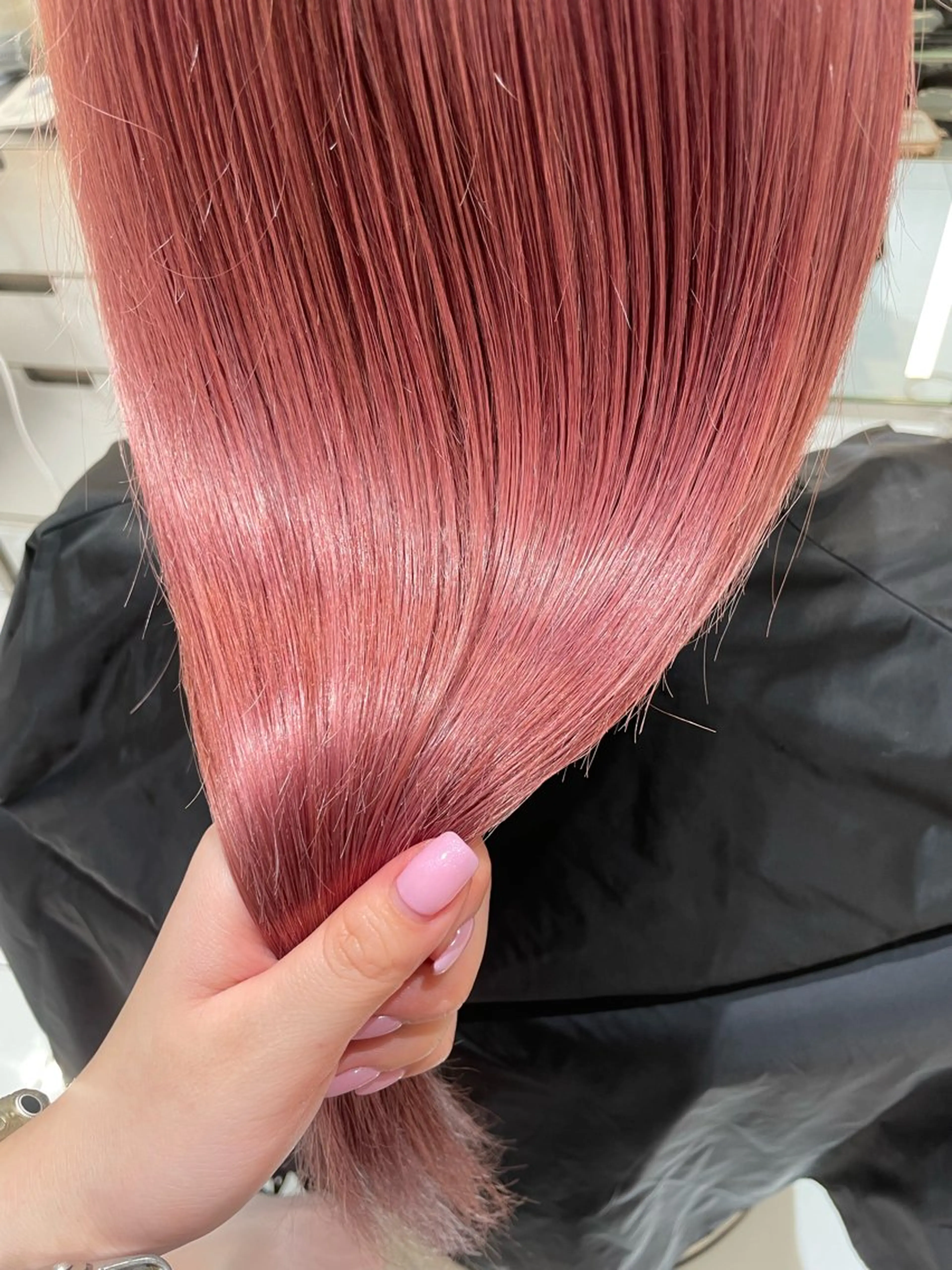 ミディアム カラー ヘアカラー ️🩵RINKA/ ハイトーンカラー🩵のヘアスタイル