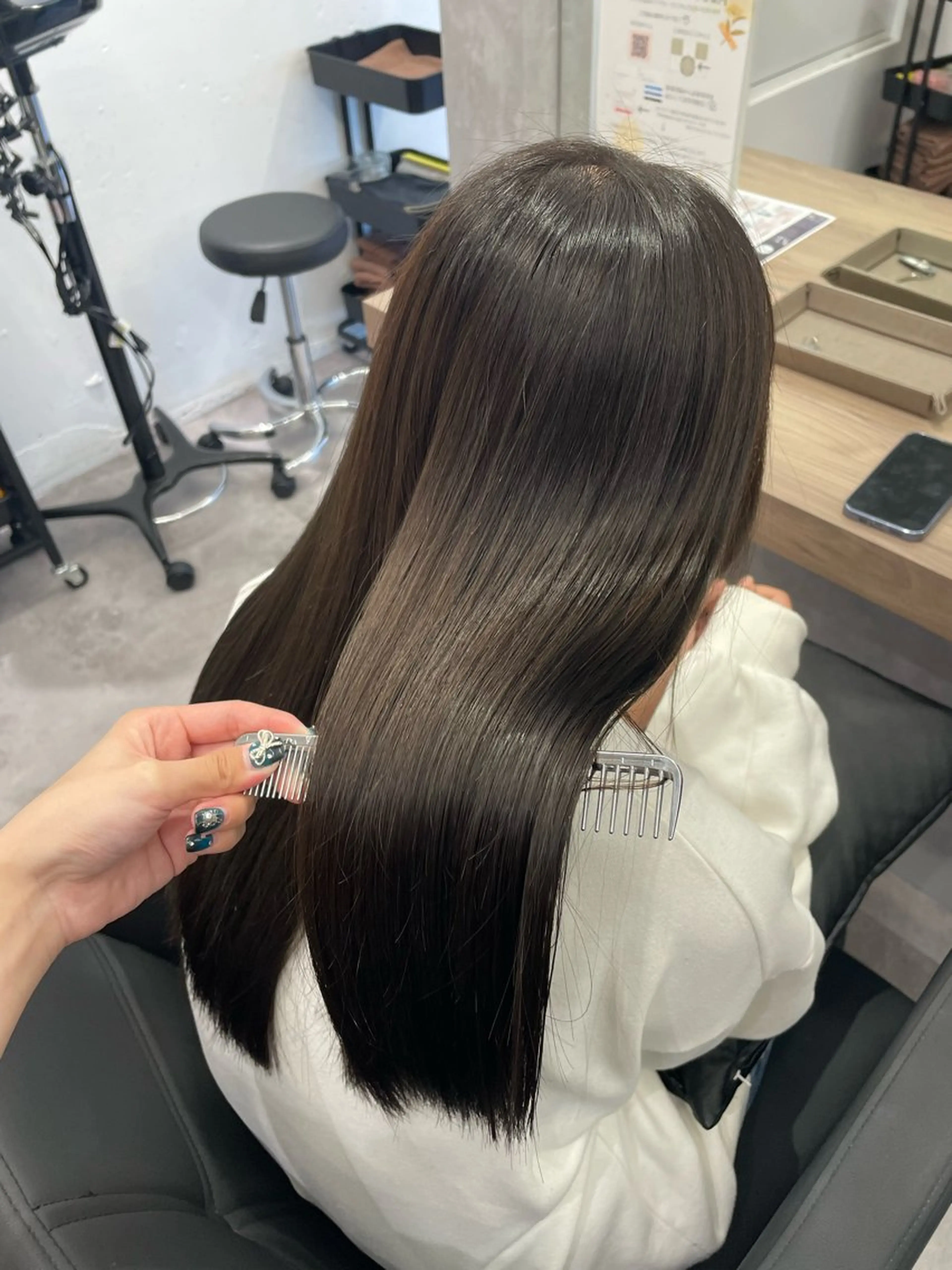 ロング Nail &Beauty by UNO伊勢原所属・COCO .のヘアスタイル