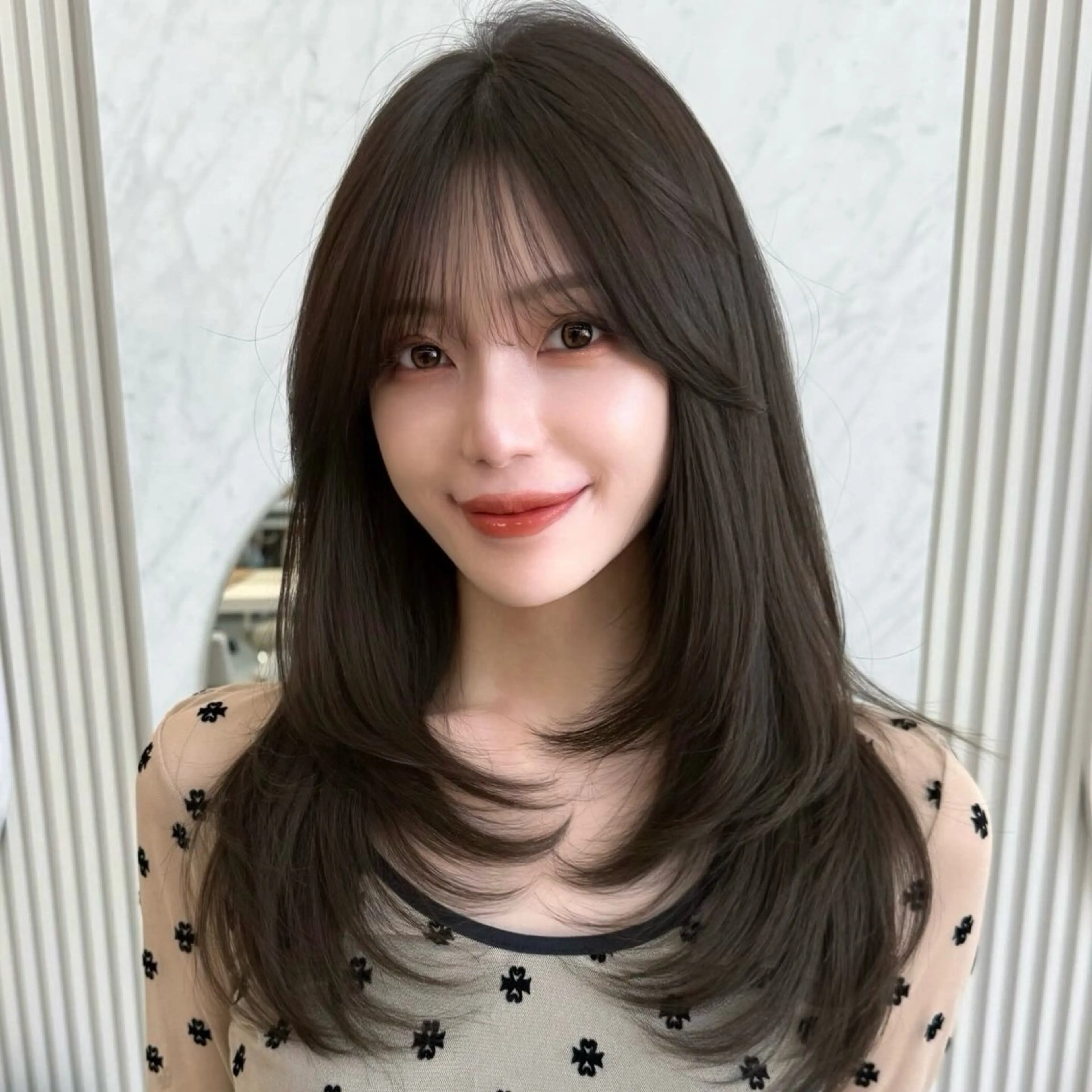 ミディアム カット ヘアカラー トリートメント 結べるレイヤー/ ミディアム/島田 佑のヘアスタイル