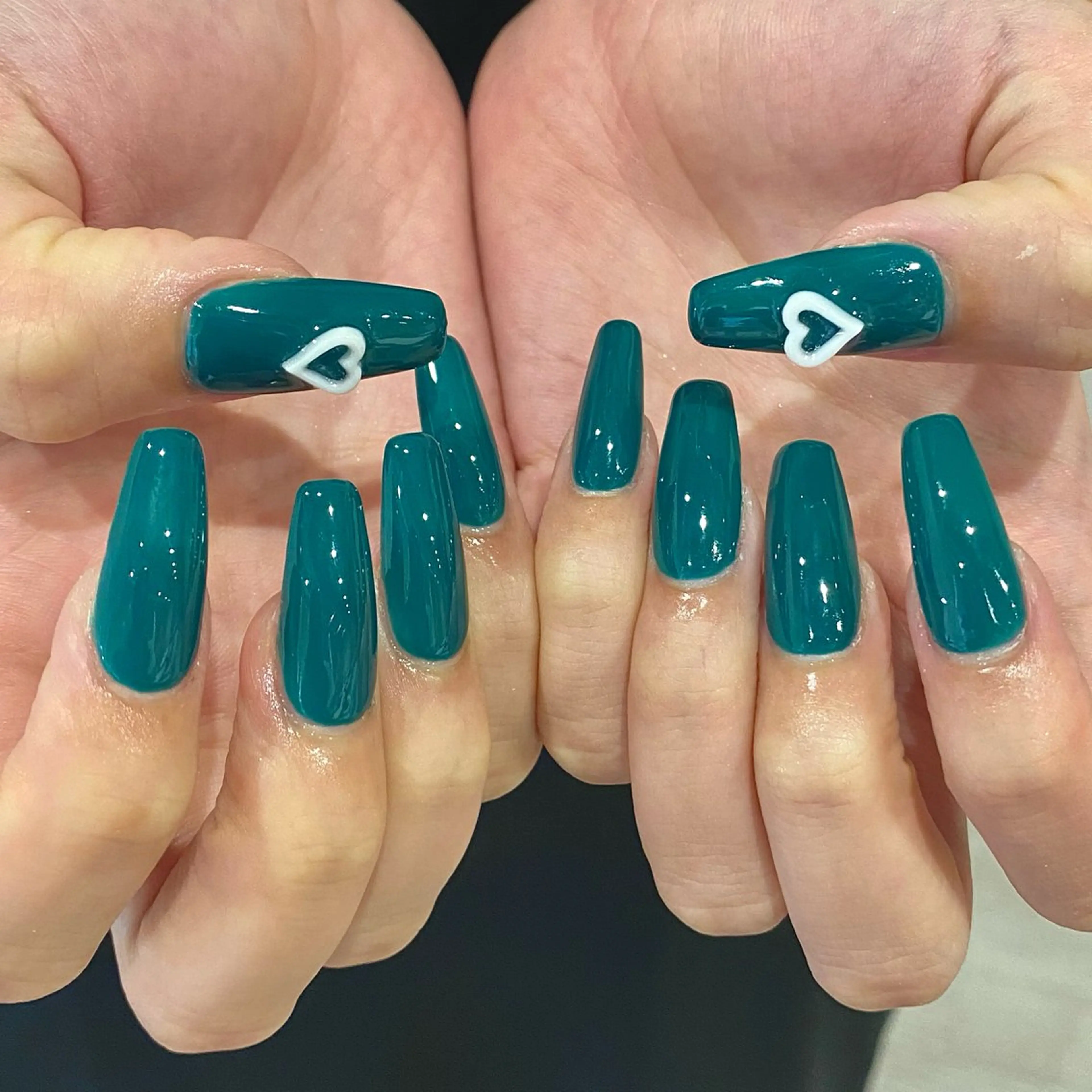 ネイル BONNIE所属・BONNIE MIKIのネイルデザイン