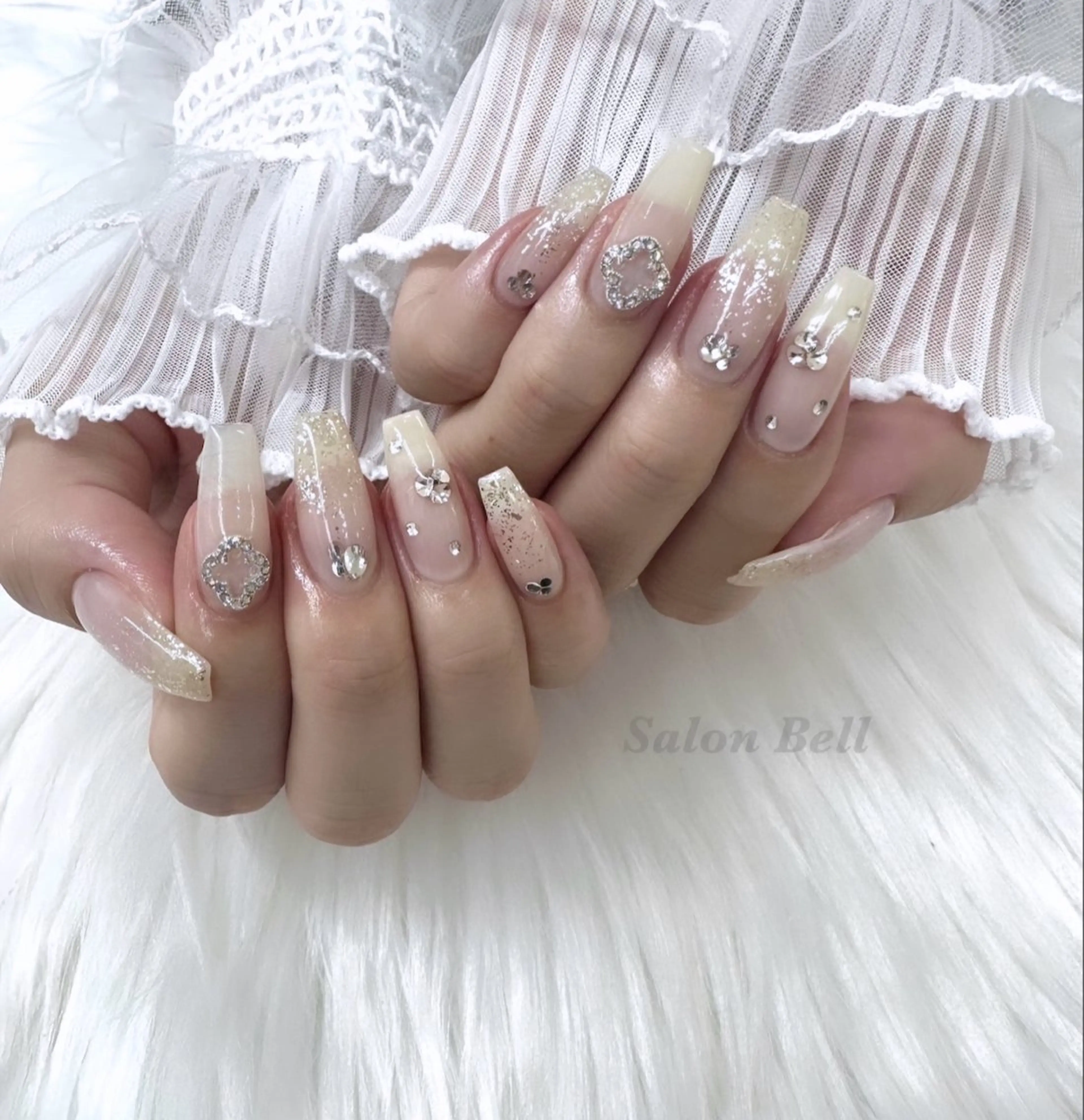 ネイル Bell 富田林店 SAYAKAのネイルデザイン