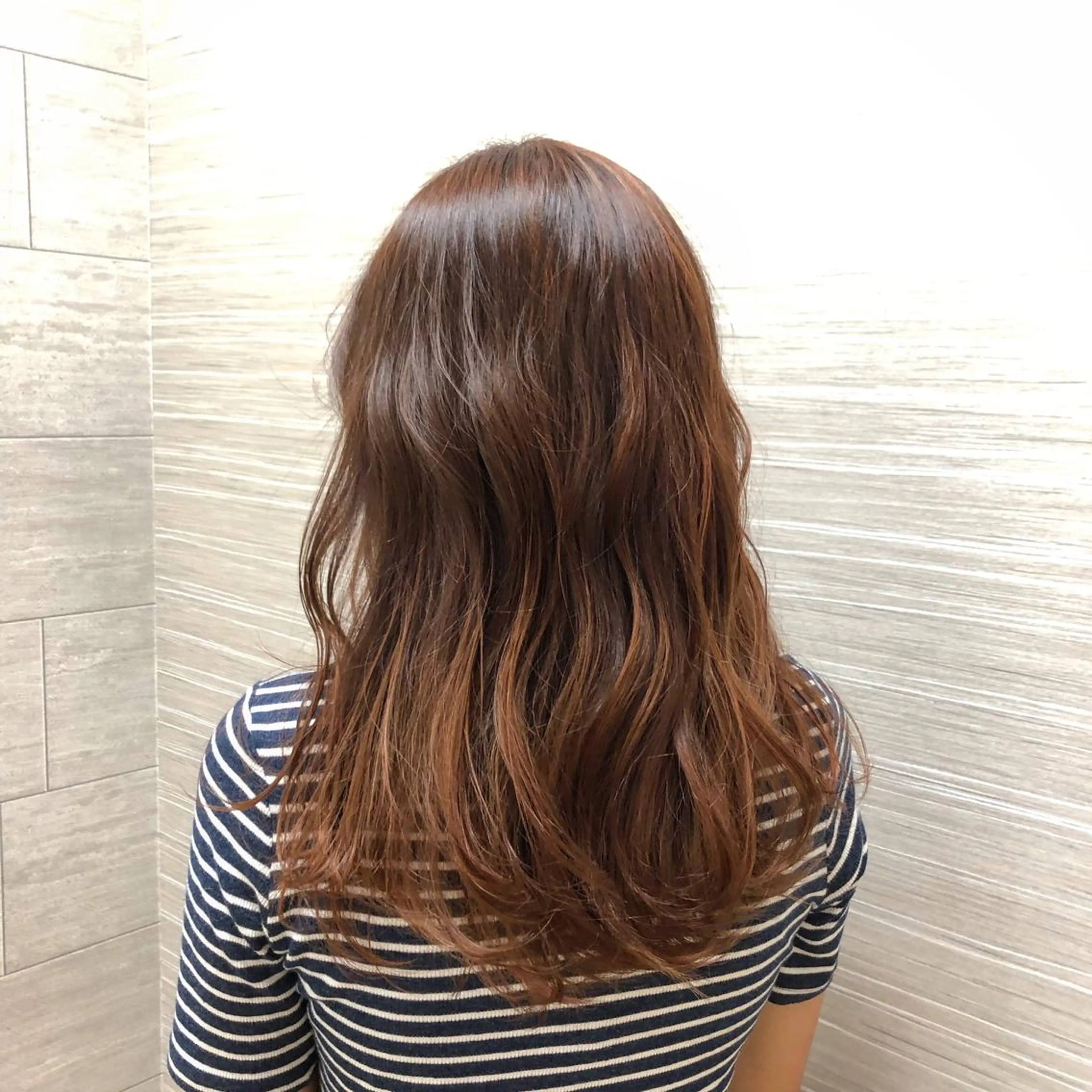 ロング カラー ブラウンカラー グラデーションカラー ハイライトカラー オレンジ オレンジブラウン ✨髪質改善矯正× ブリーチ✨YU-KIのヘアスタイル