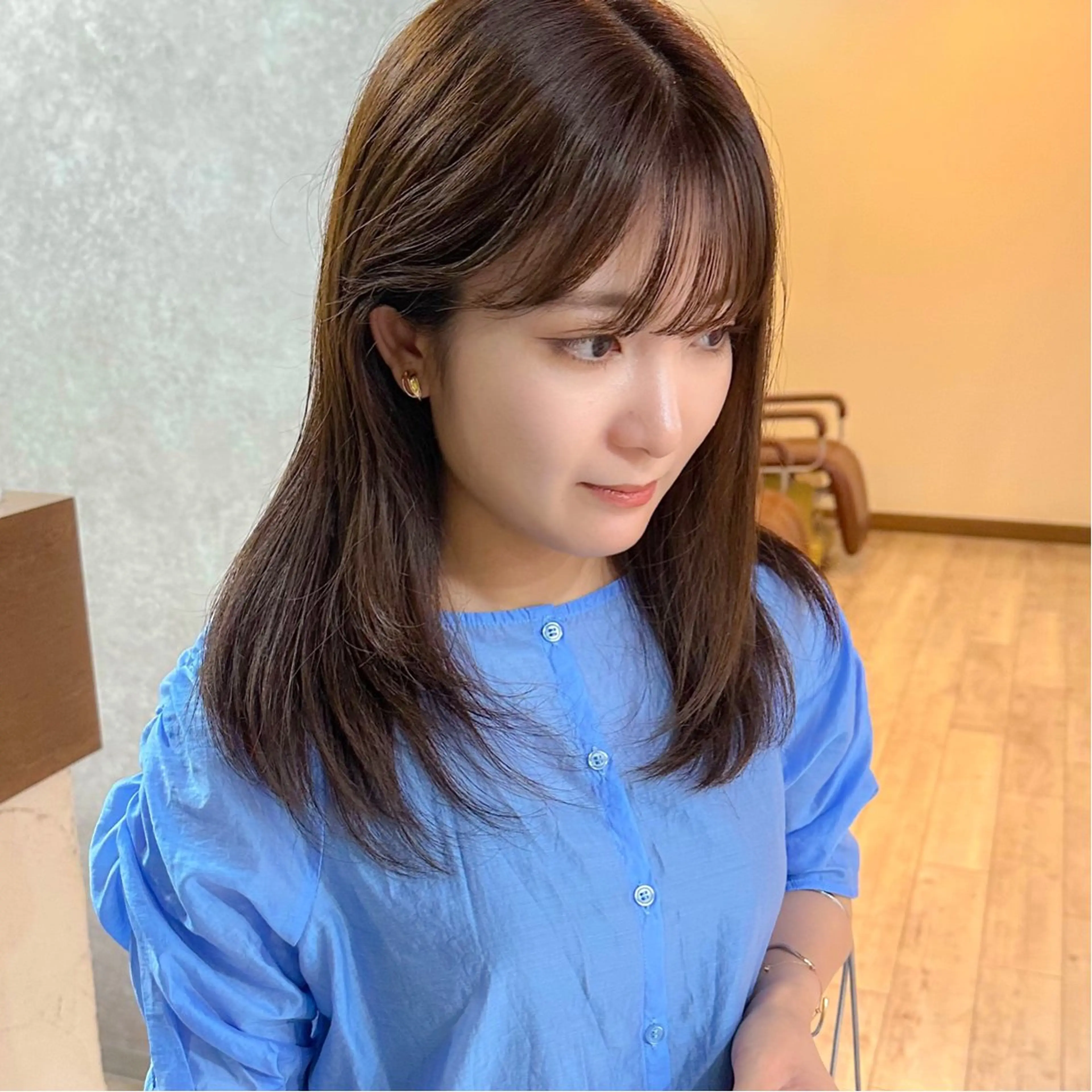 セミロング カラー ブラウンカラー ショコラブラウン レイヤーカット カット ヘアカラー 高橋 みく/ minim 暖色のヘアスタイル