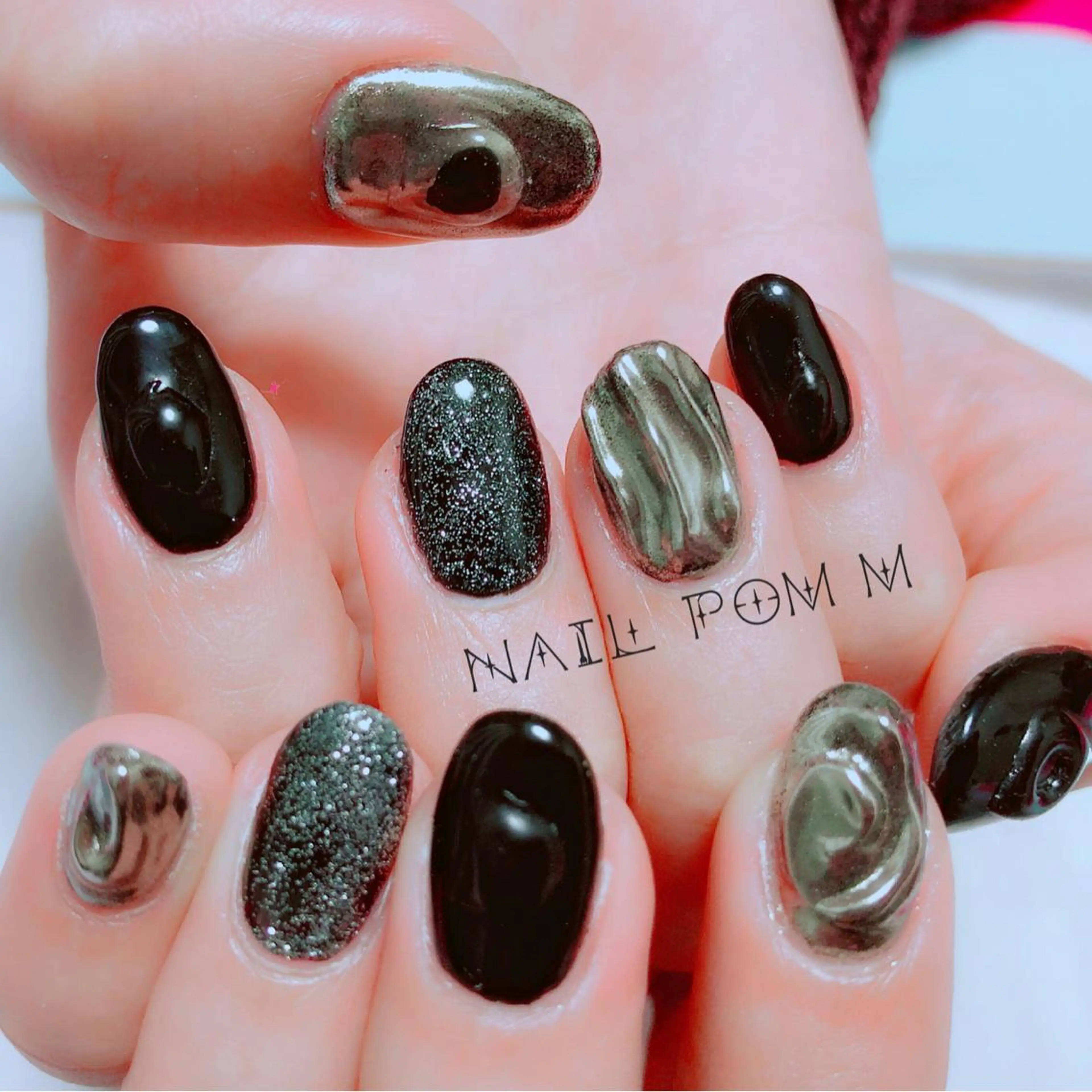 ネイル ミラーネイル ハンドネイル ハンドケア naiL pom.M所属・naiL pom.Mのネイルデザイン