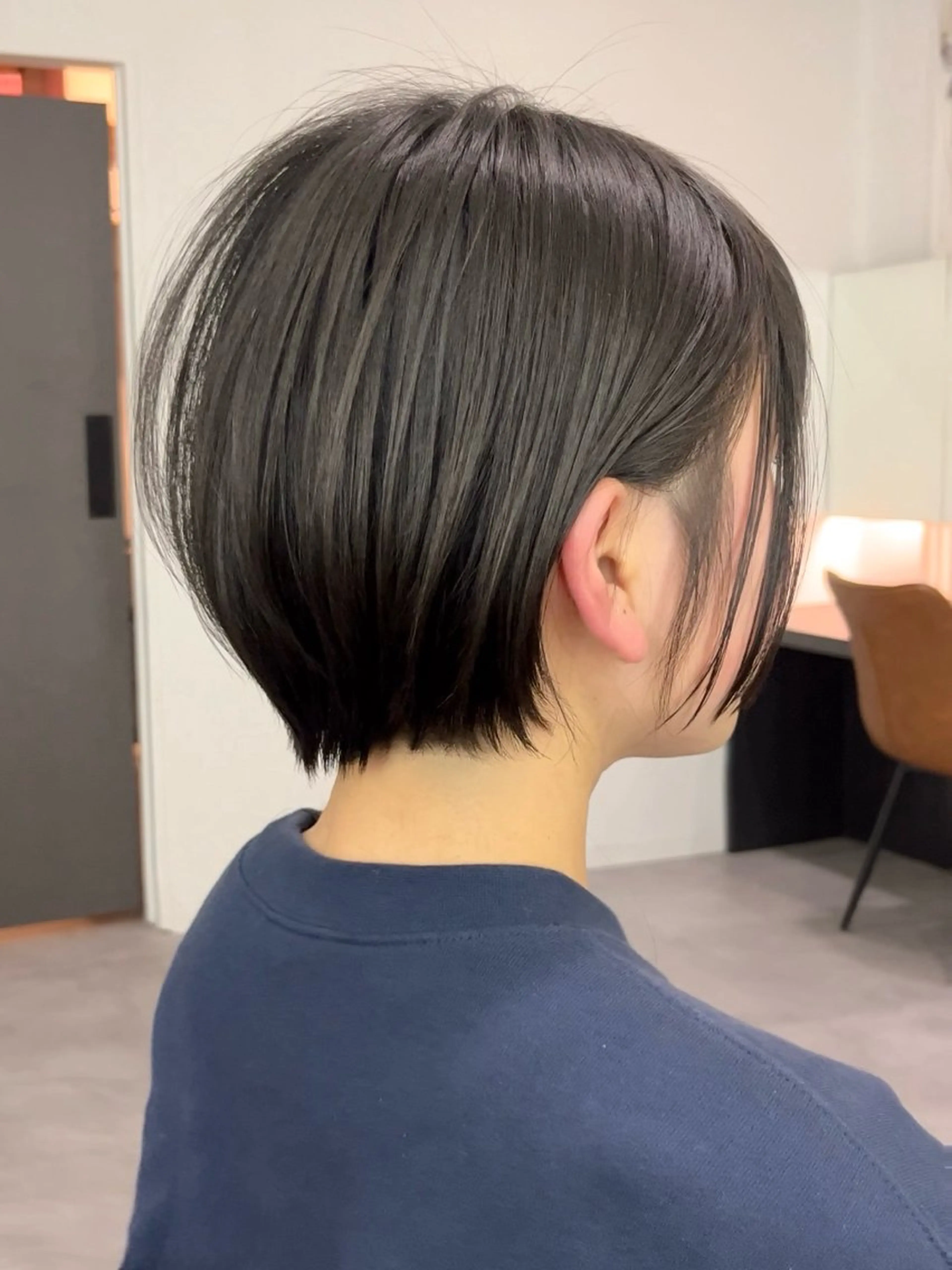 ショート くびれヘア 顔まわりレイヤー 韓国風ヘア レイヤーカット カット ヘアカラー i.Ehime所属・i.Ehime💫 齋藤  あつきのヘアスタイル