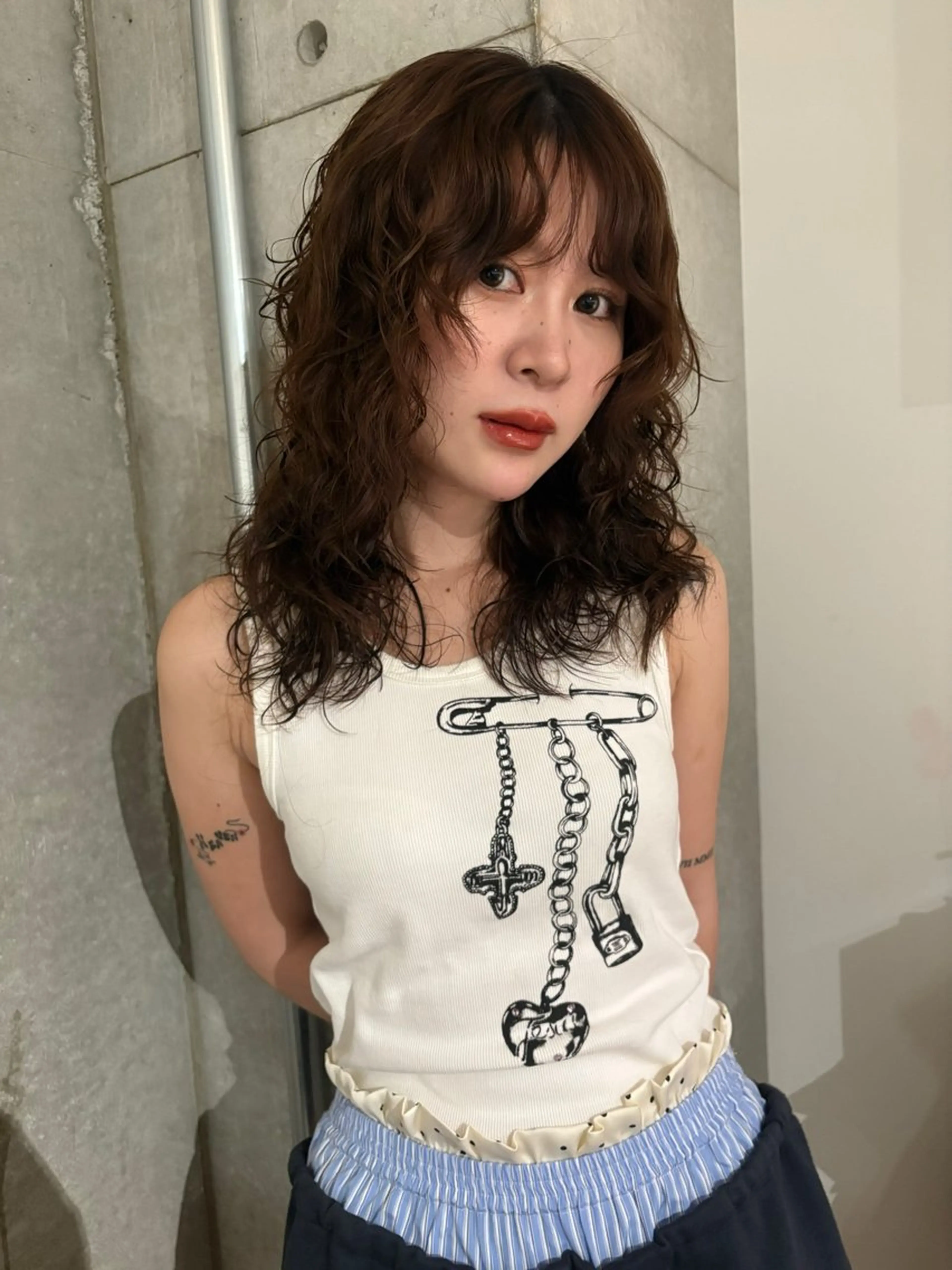 セミロング パーマ sliver renのヘアスタイル