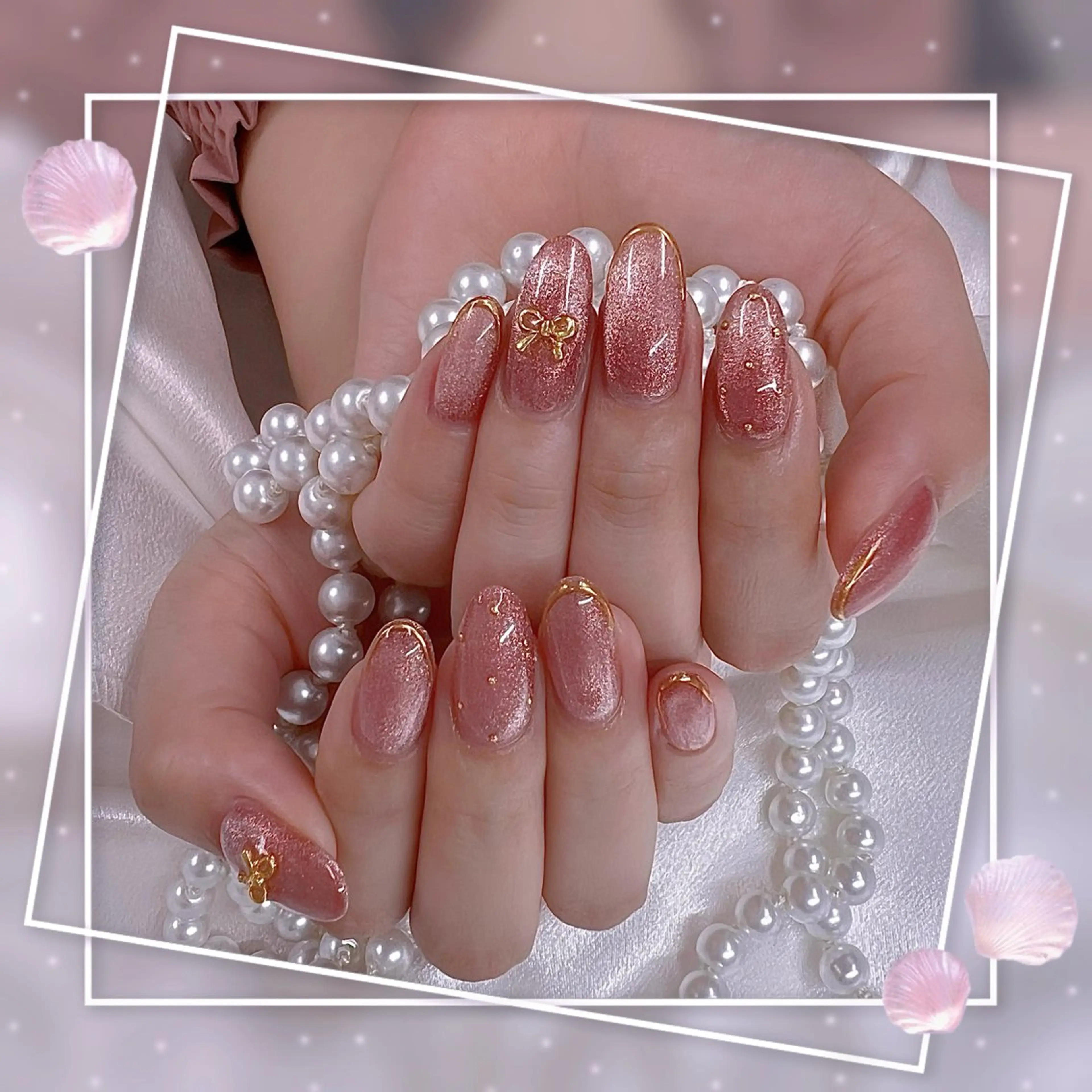 ネイル フレンチネイル グラデーション キラキラネイル 韓国ネイル マグネットネイル ハンドネイル Chill Nailsalonのネイルデザイン