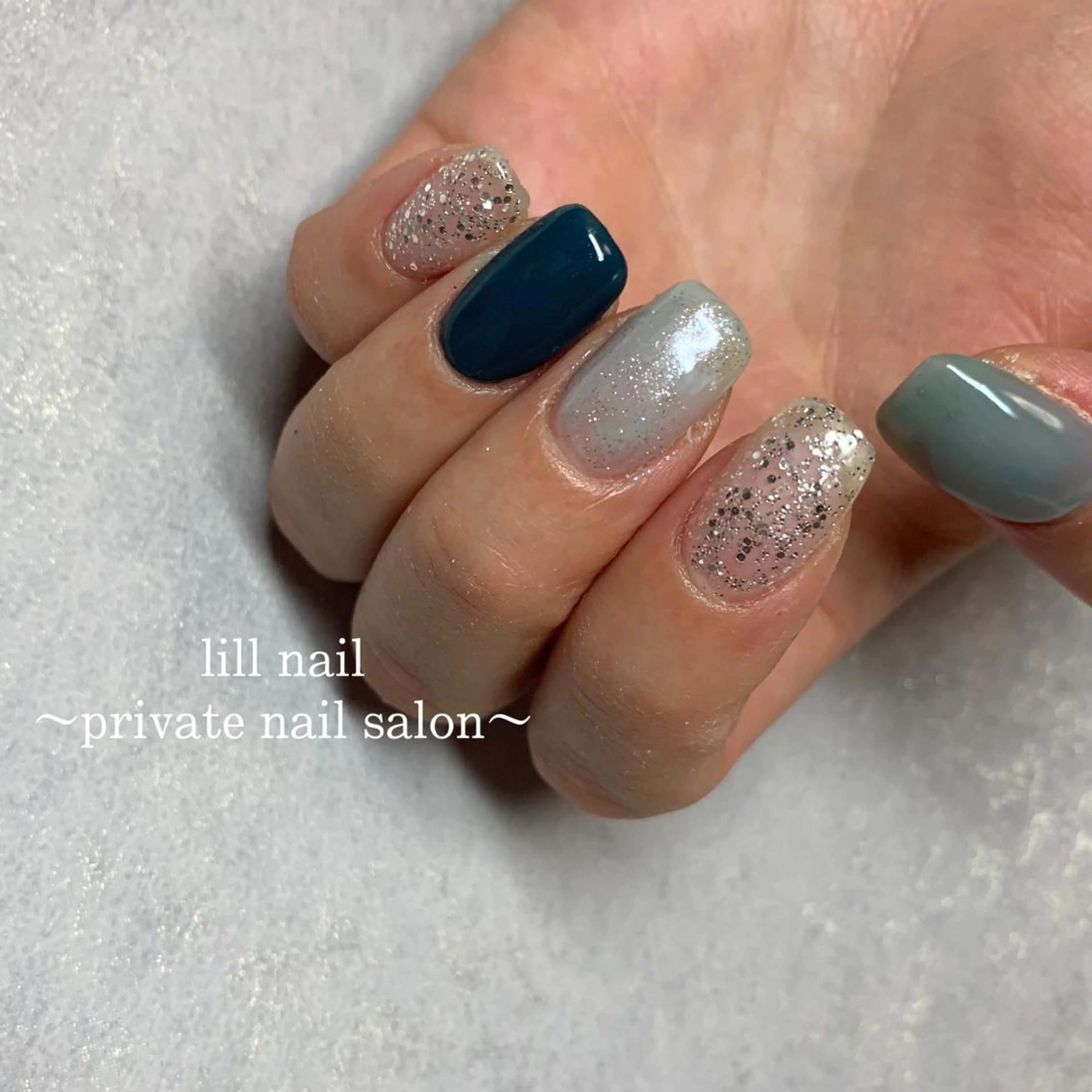 ミディアム pllia beautyのネイルデザイン