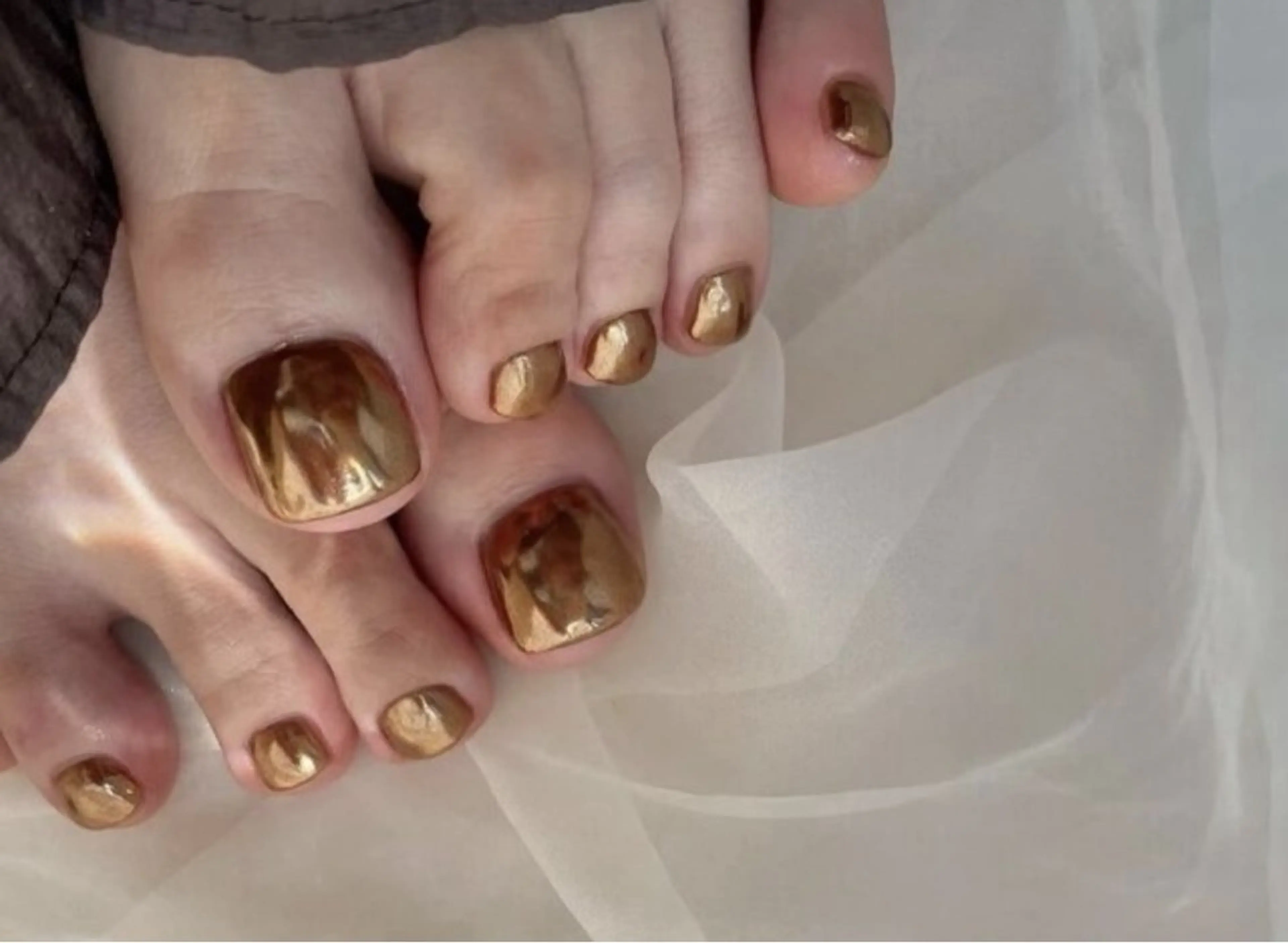 ネイル フットネイル ミラーネイル LE REVE Hinaのネイルデザイン