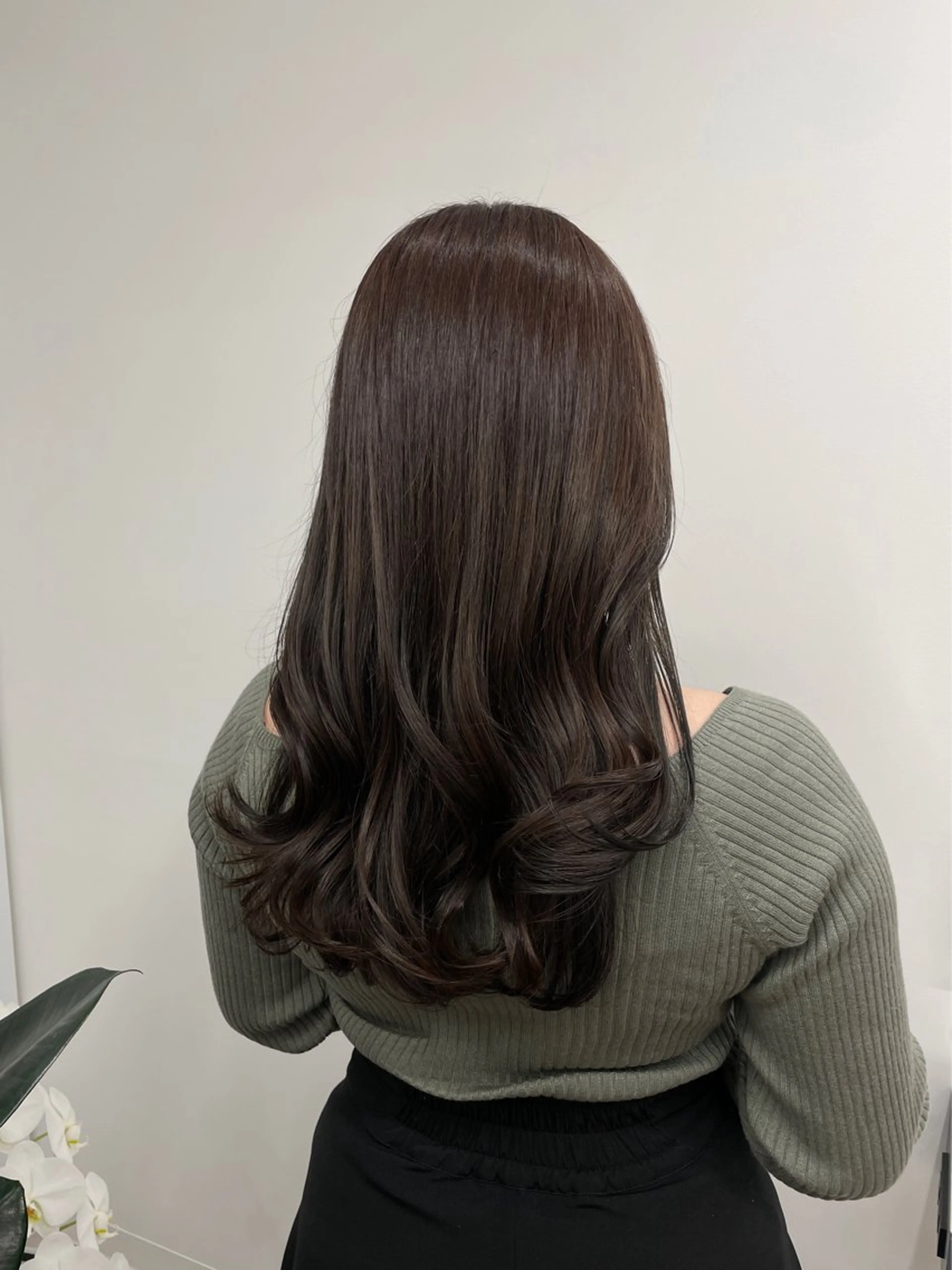 ロング カラー カット ヘアカラー トリートメント イヤリングカラー/ アレンジ/篠崎渚彩のヘアスタイル