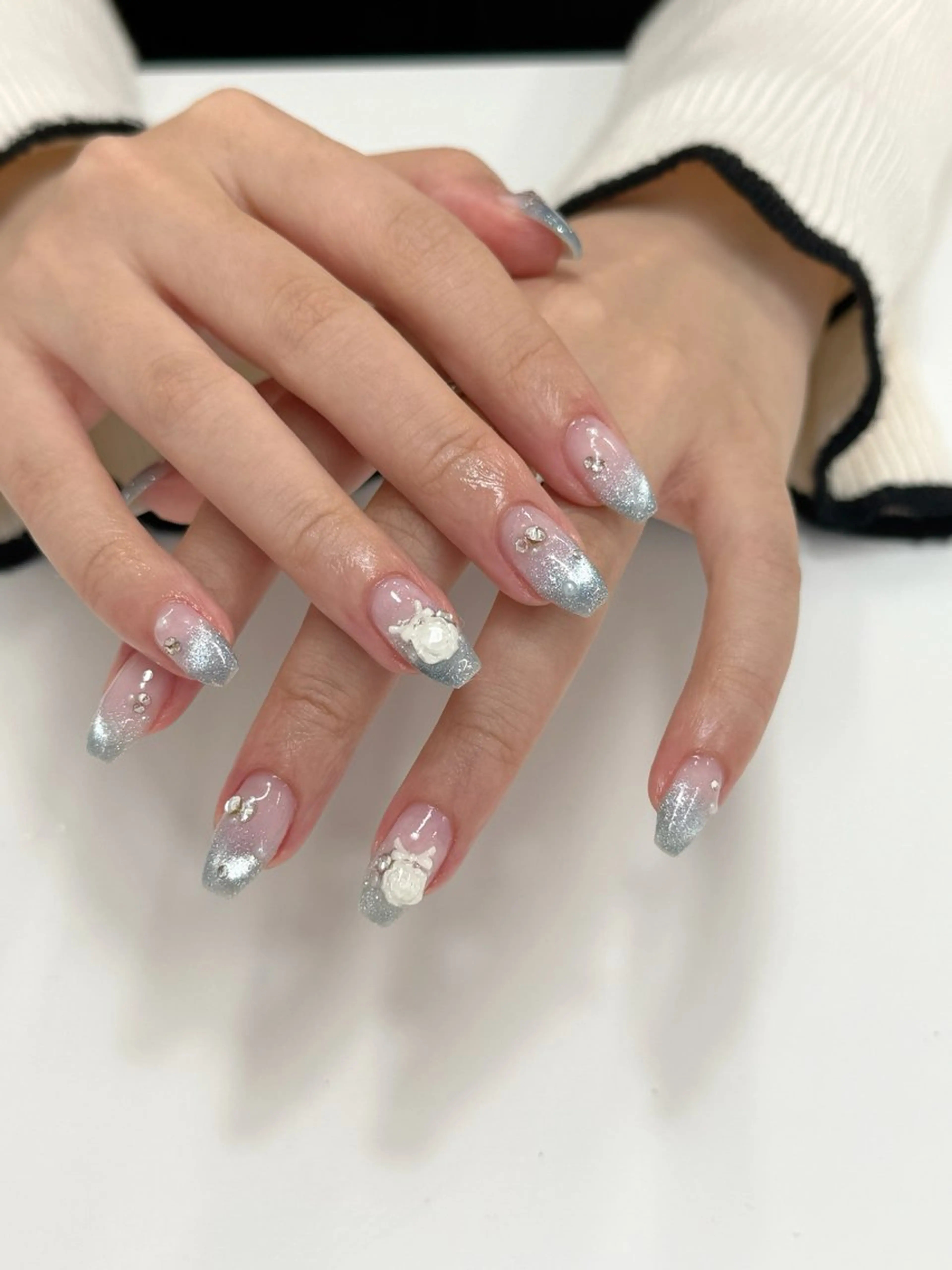 ネイル ブルー 韓国ネイル シンプルネイル ワンホンネイル ハンドネイル ハンドケア ONIKA Nail 青山通り店所属・ONIKA Nail 表参道A4🦋2分のネイルデザイン