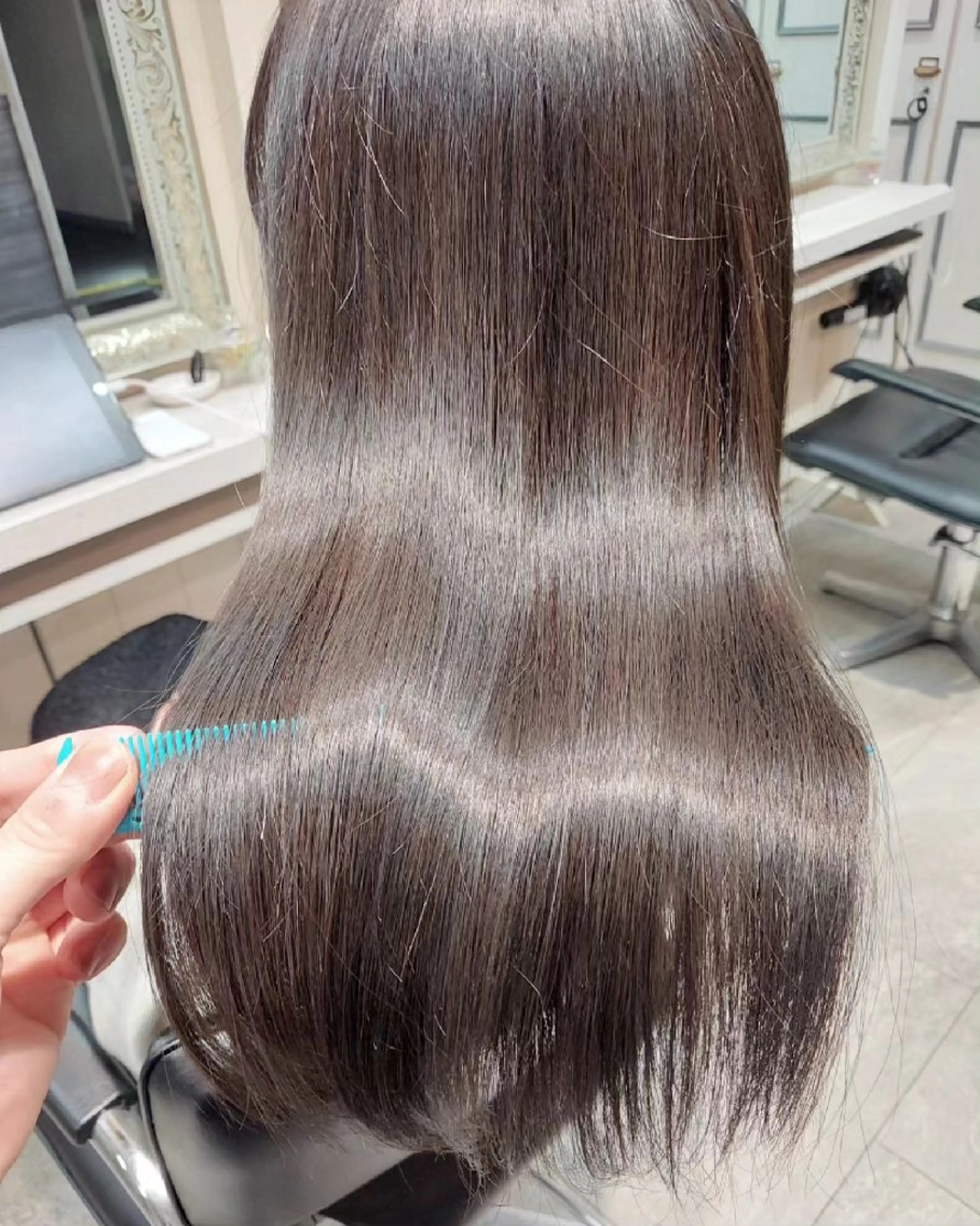 ロング カラー グレージュ 髪質改善 カット ヘアカラー トリートメント ヘアセット grow上野御徒町【グロウ】所属・ブリーチ・ハイトーン 特化🎉内山のヘアスタイル