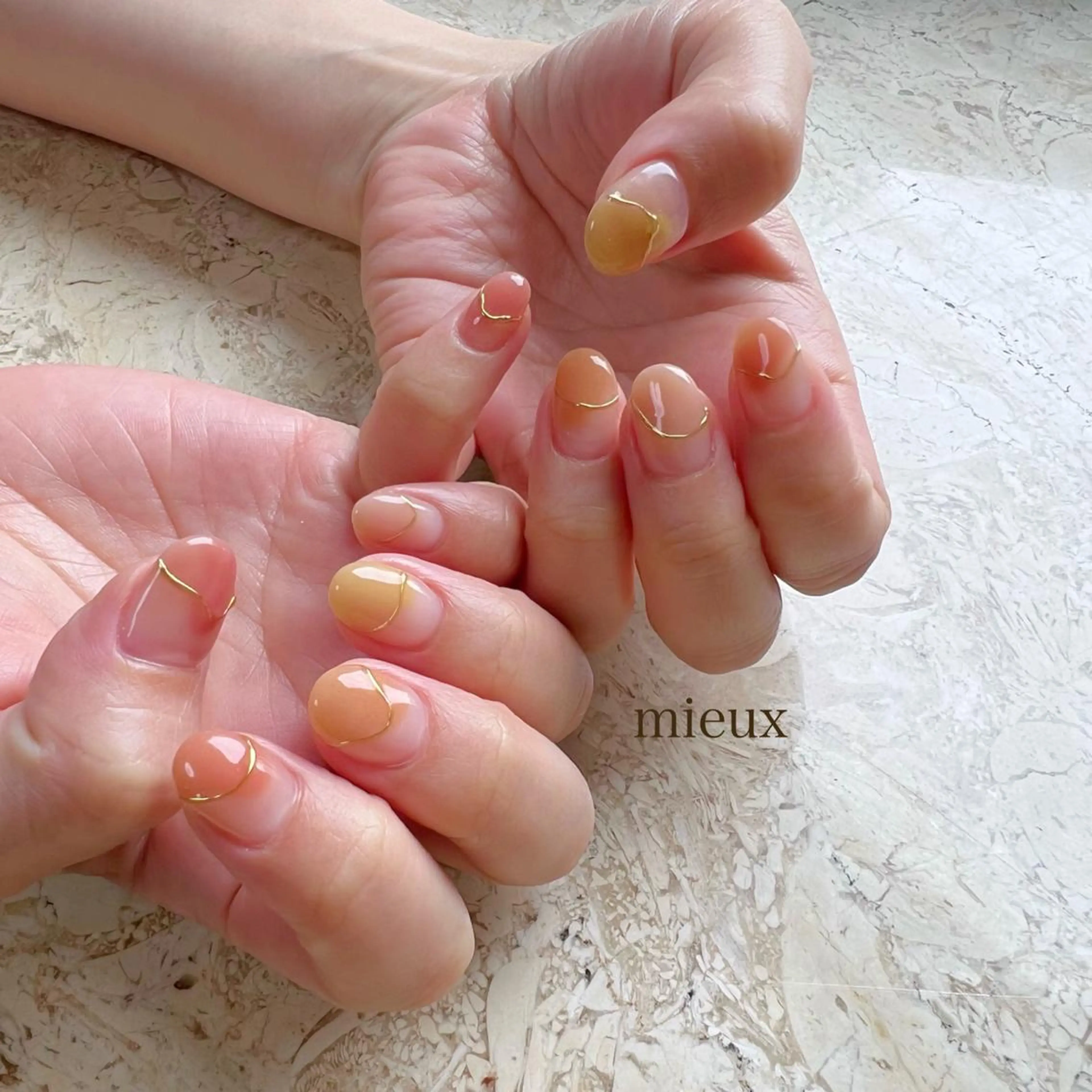 ネイル アートネイル フレンチネイル ジェルネイル 韓国ネイル ミラーネイル ハンドネイル フットネイル nail salon mieux(ミュー)のネイルデザイン