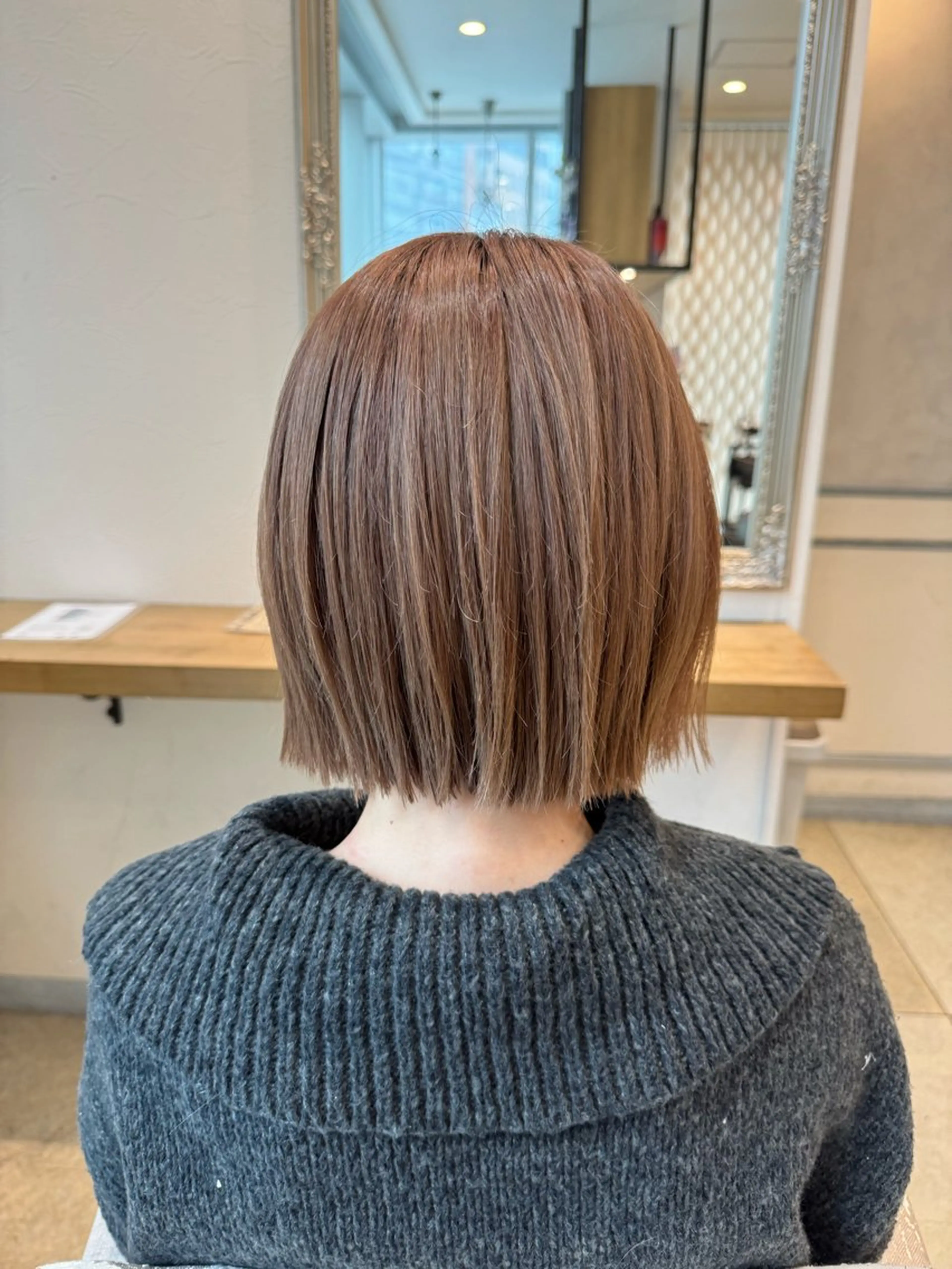 ショート カラー 切りっぱなしボブ ボブ カット ヘアカラー トリートメント ショート/ボブ アンドウ☺︎のヘアスタイル
