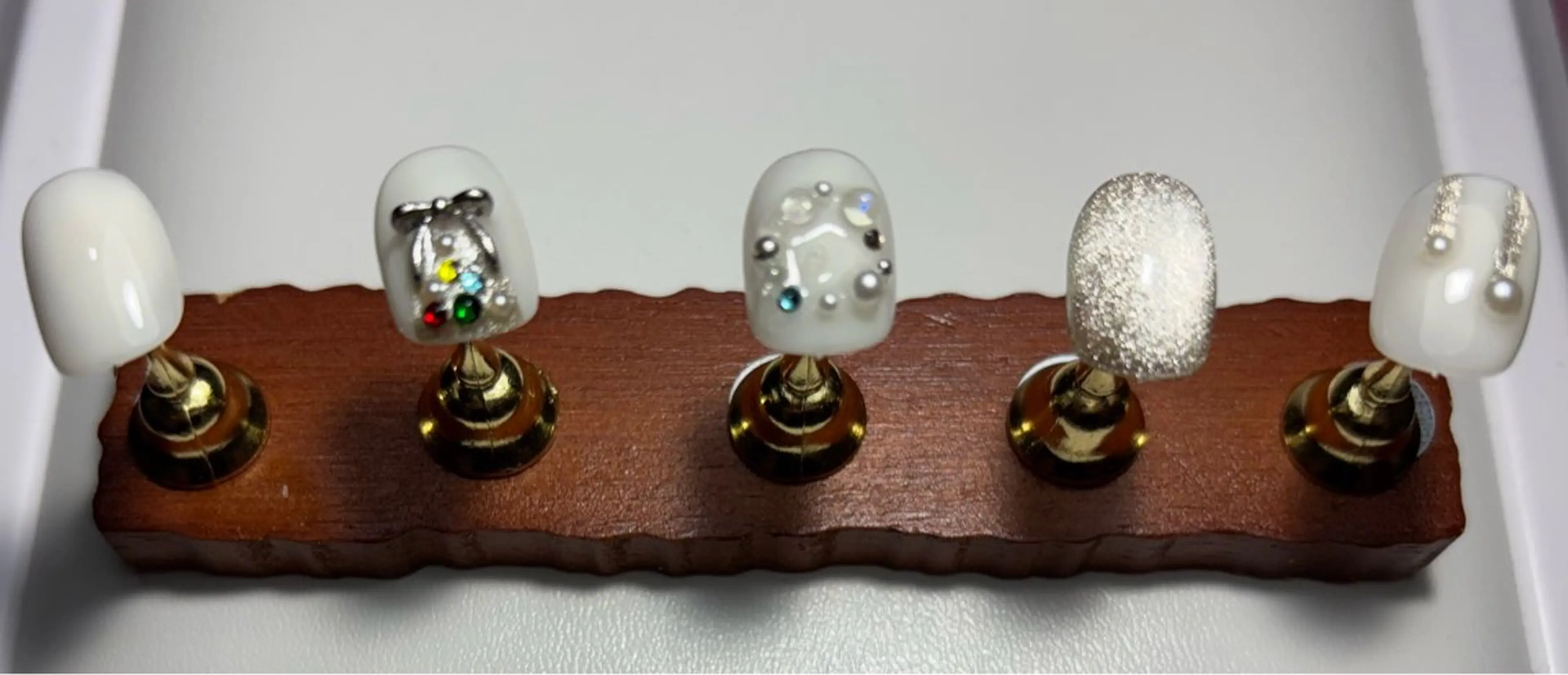 ネイル AZA NAILROOMのネイルデザイン