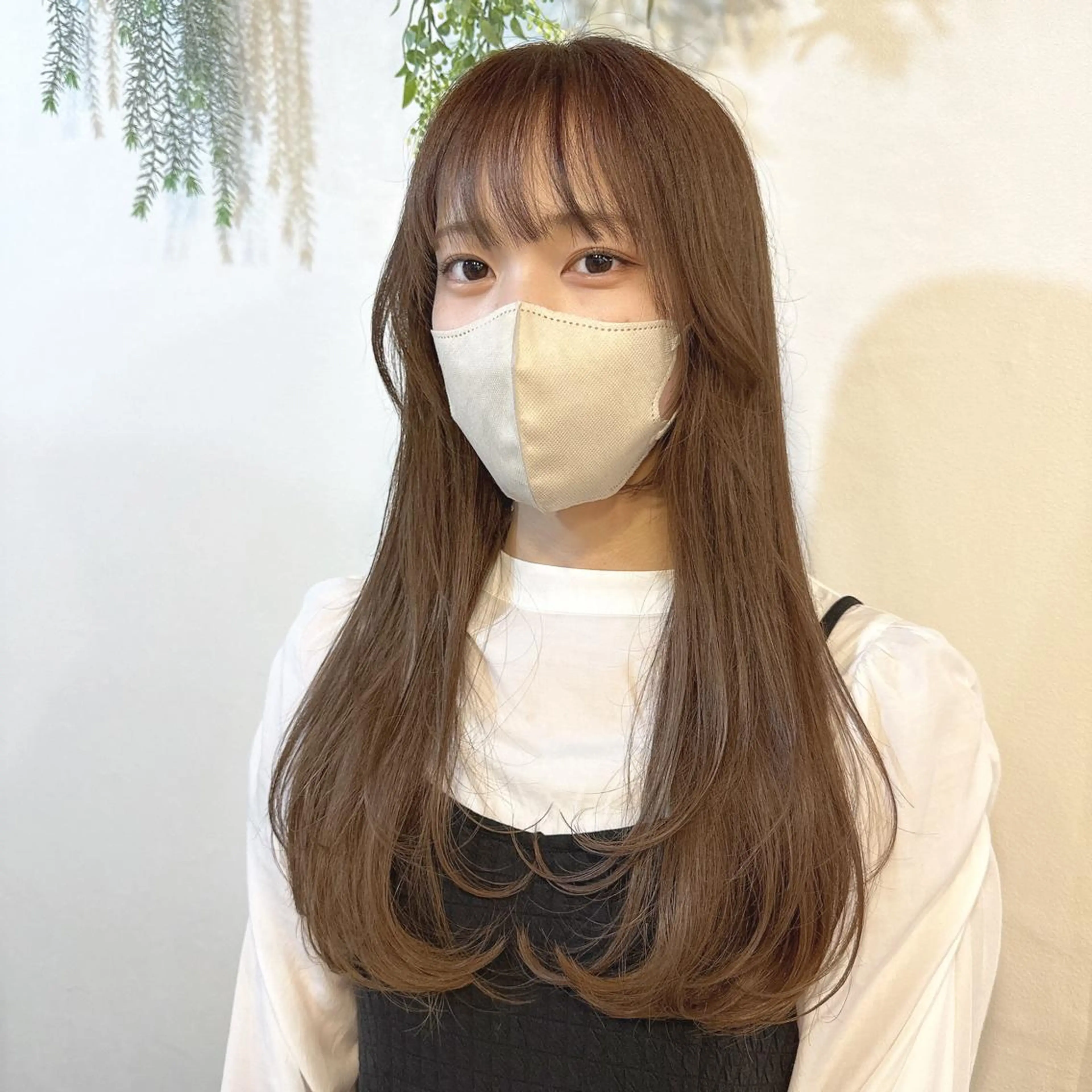 セミロング 顔まわりレイヤー 顔周りカット レイヤーカット Sherry/R 三川町　木村祐里奈のヘアスタイル
