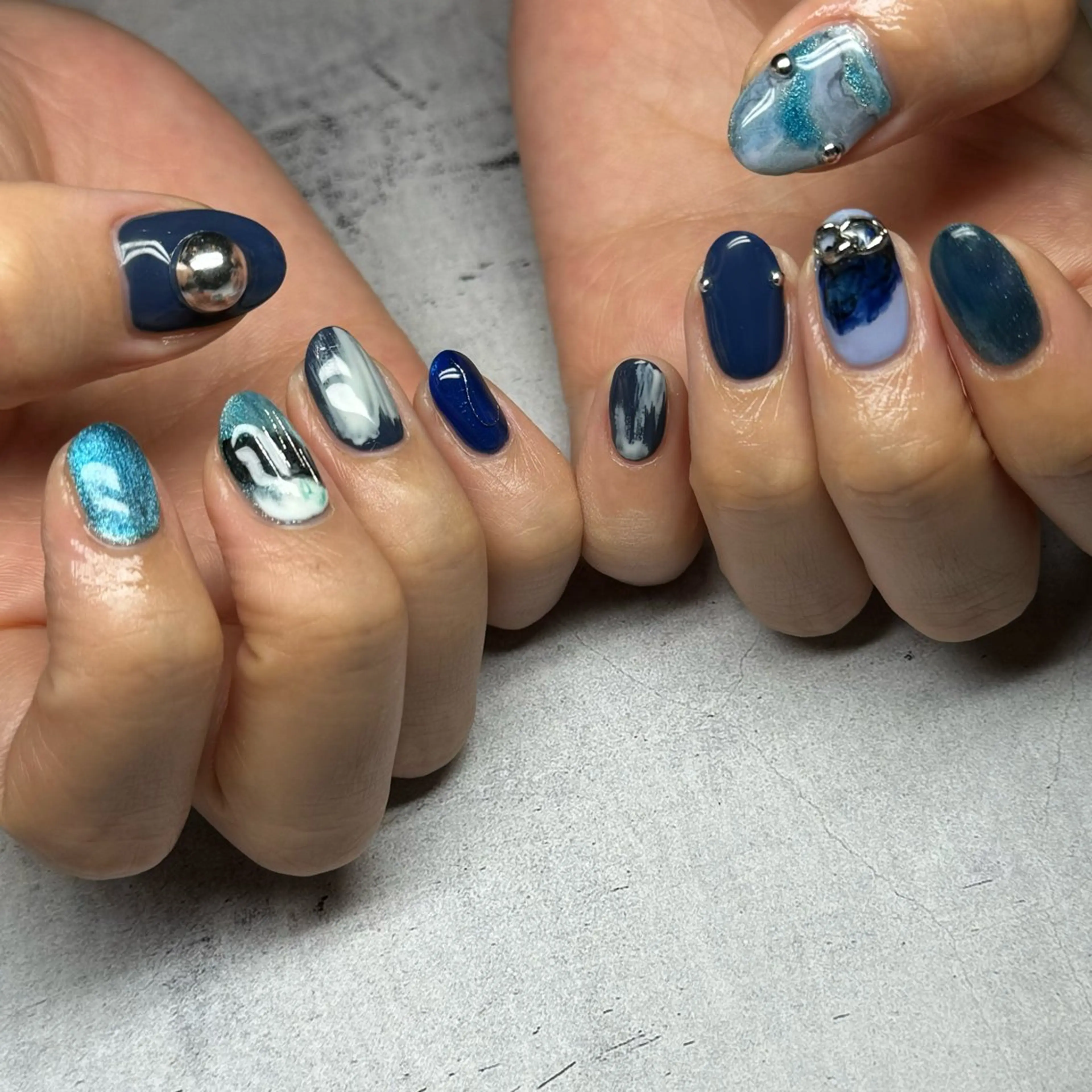 ネイル ニュアンスネイル ハンドネイル 𝐫𝐚𝐢 𝐧𝐚𝐢𝐥のネイルデザイン