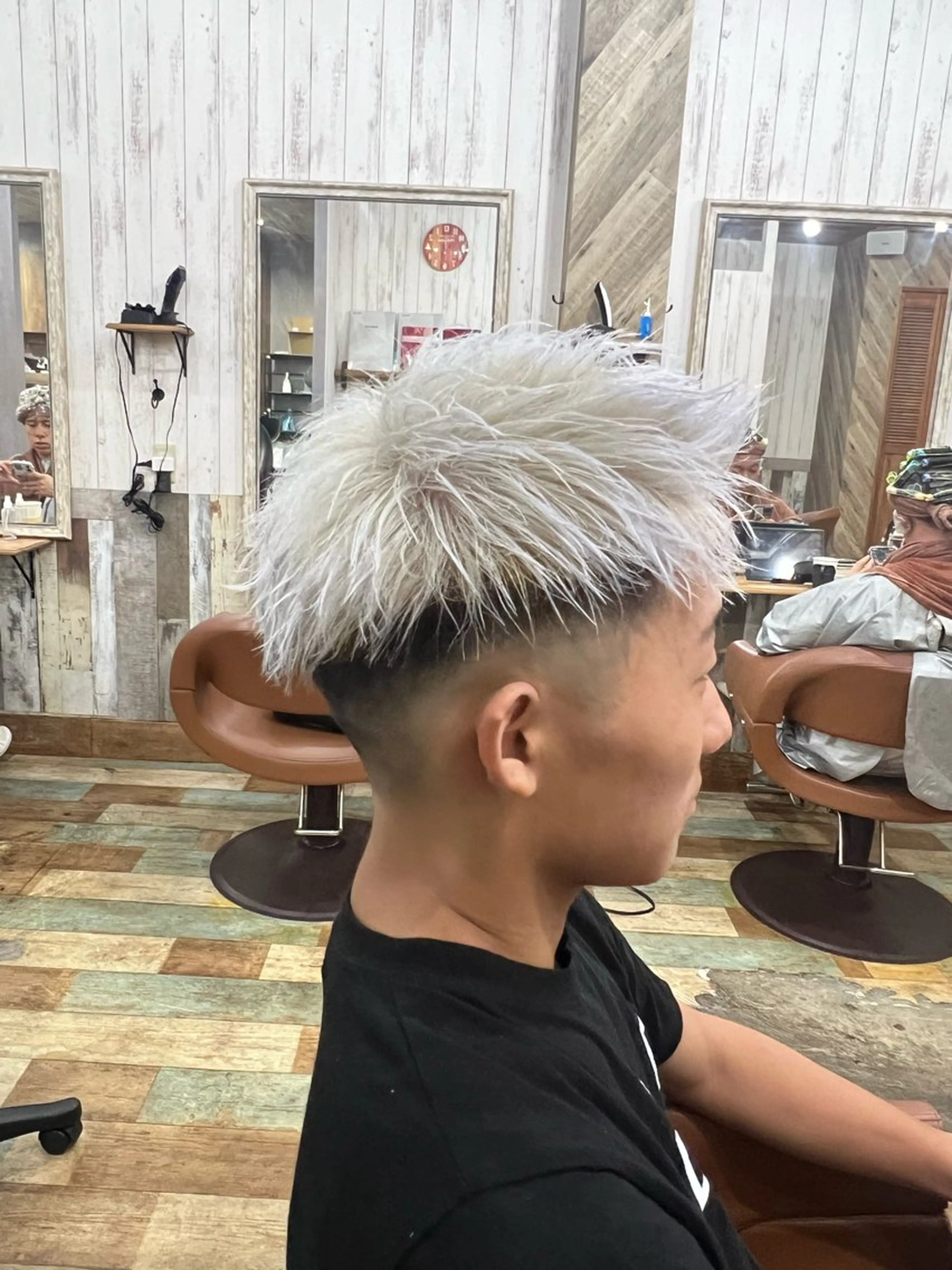 カット+トリプルカラーの写真