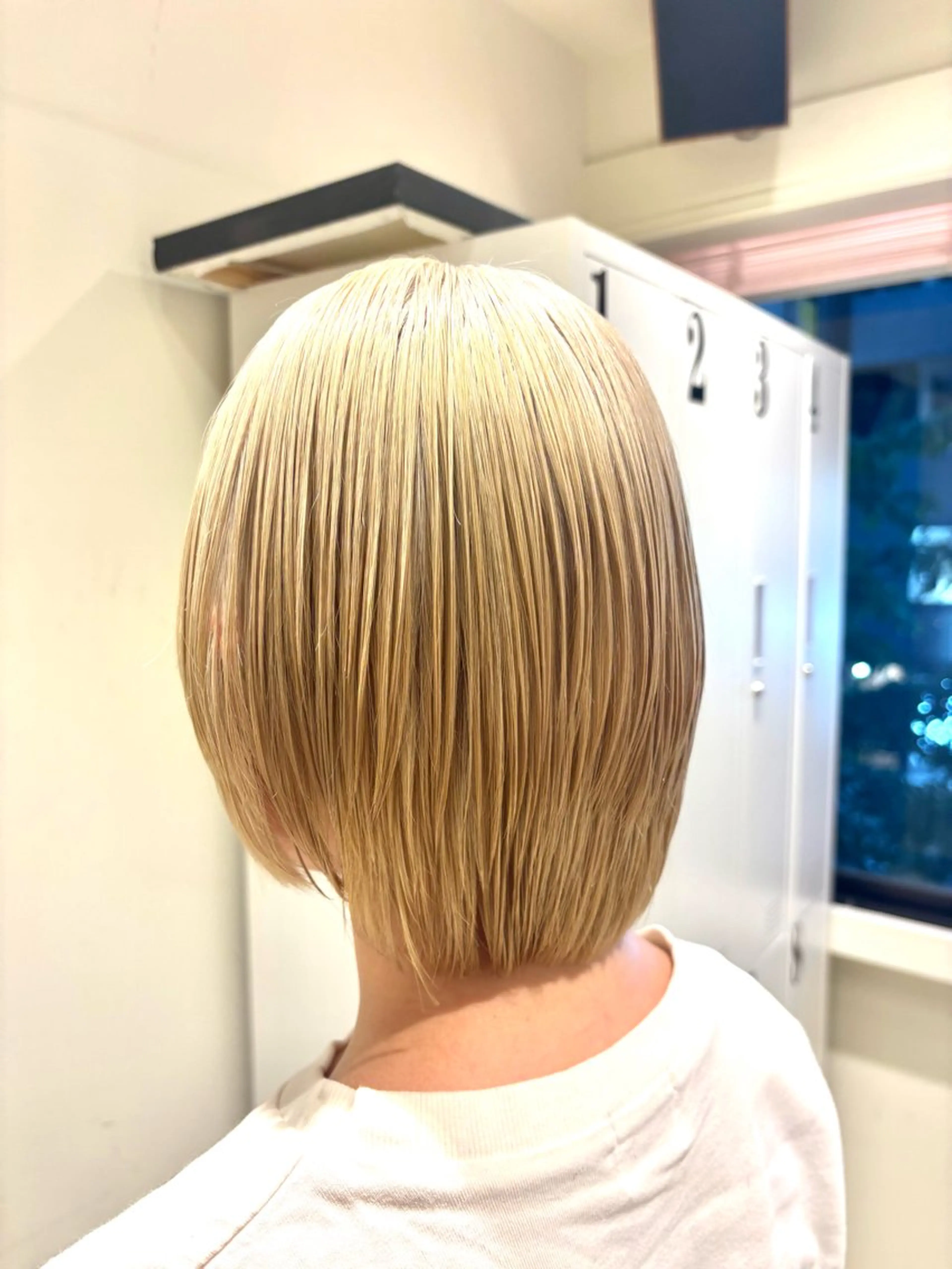 ショート カラー カット ヘアカラー トリートメント 新宿　副店長 新井彩斗のヘアスタイル