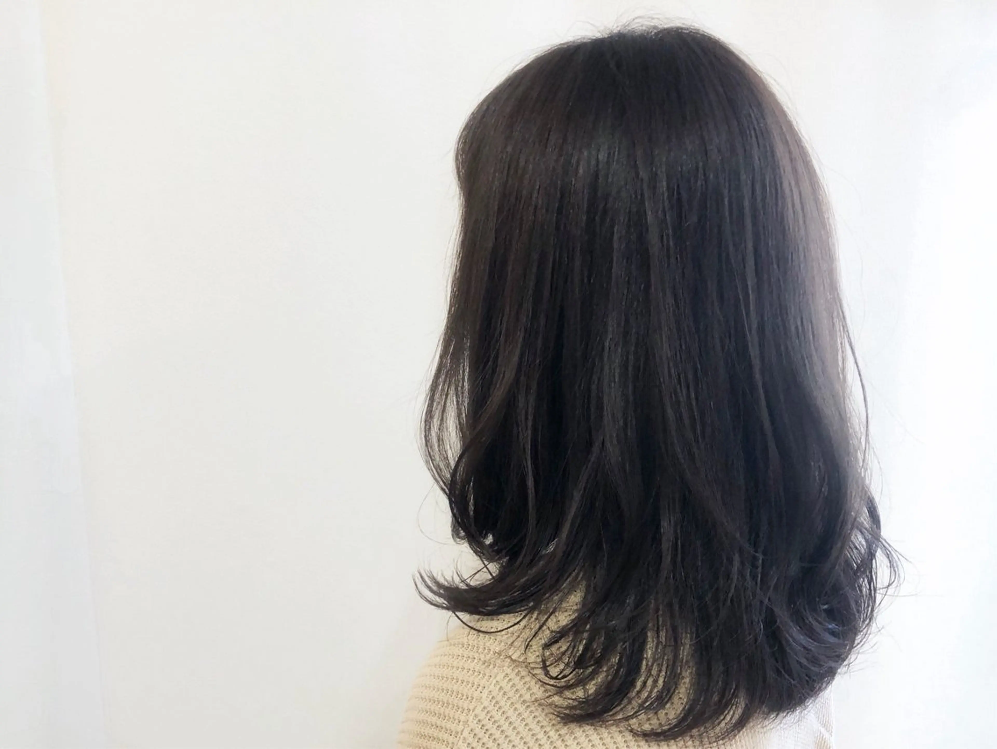 ミディアム レイヤーカット 佐藤里菜🎀 ／カットモデル募集中のヘアスタイル