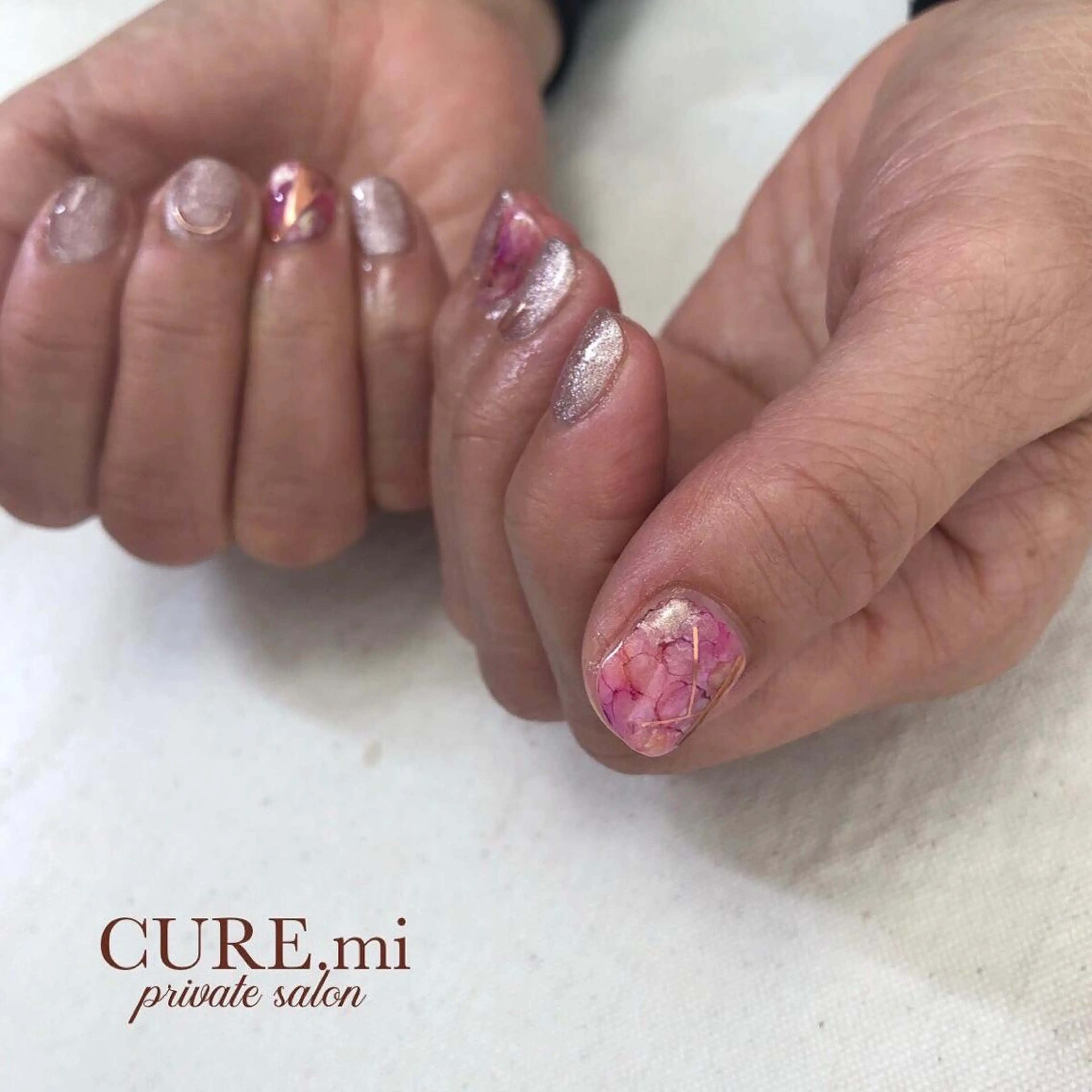 ネイル マグネットネイル ニュアンスネイル ハンドネイル ハンドケア 伊藤 美香のその他イメージ