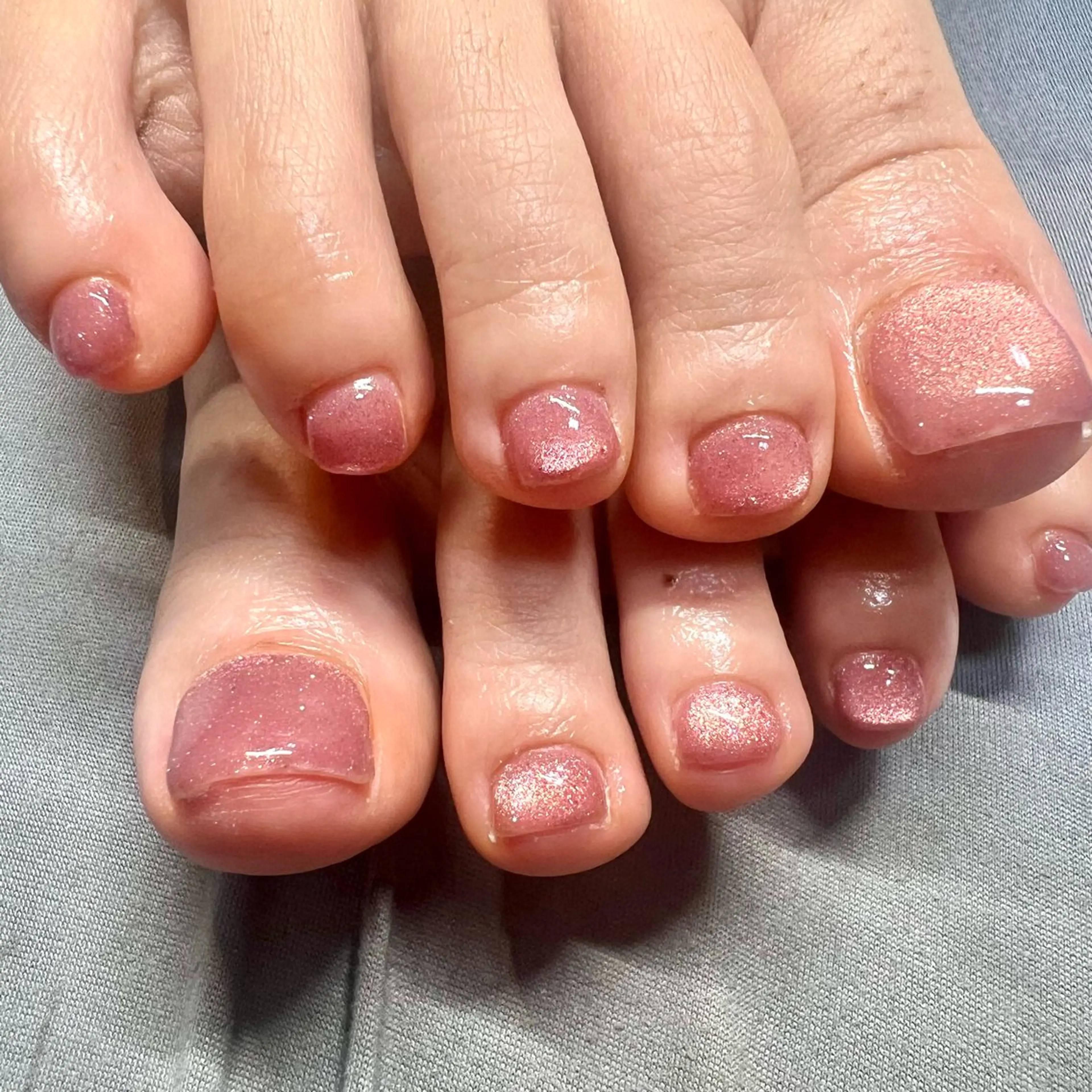 ネイル ネイルサロンエーナイン琴似店所属・鈴木 彩友のネイルデザイン