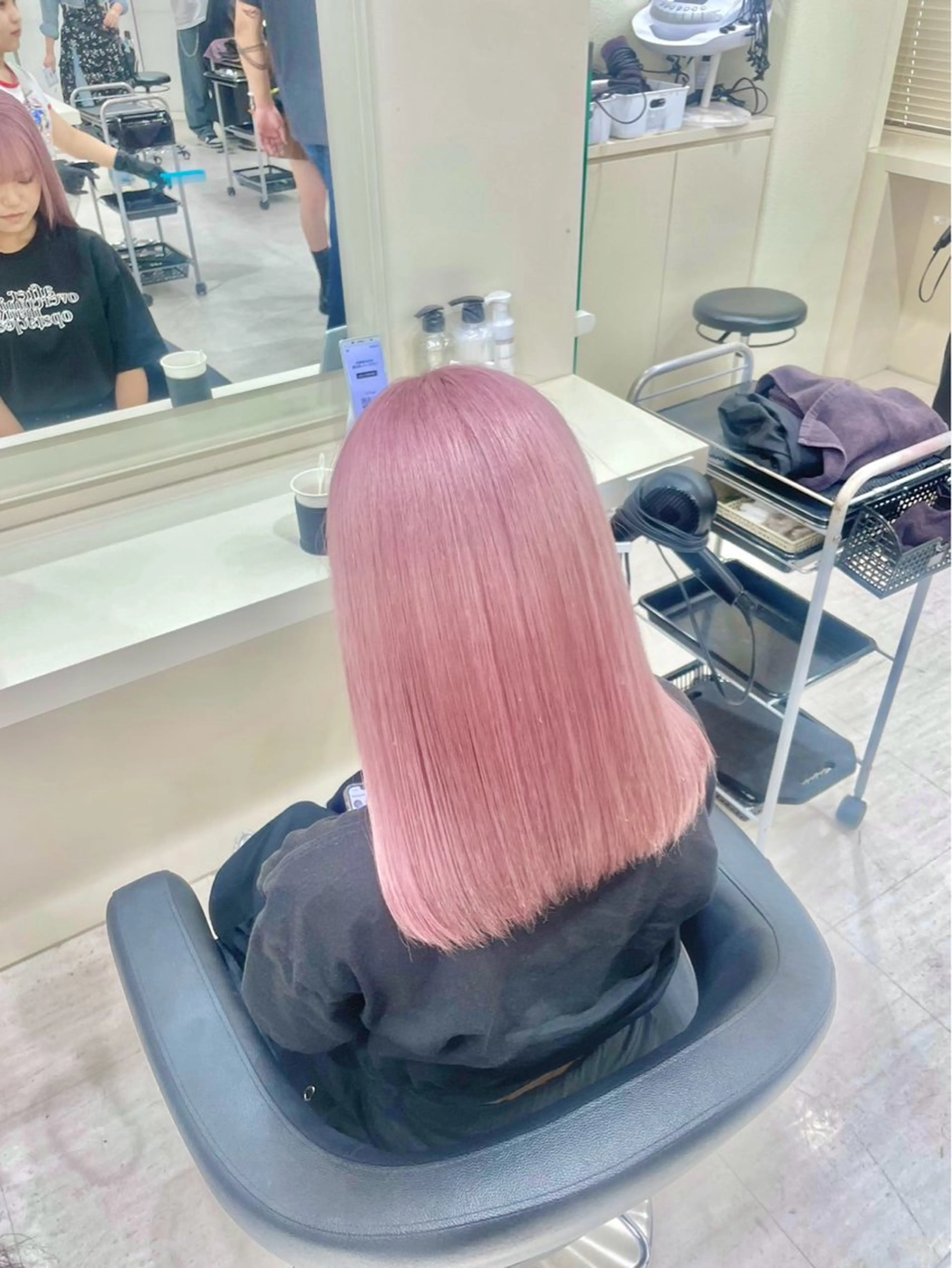 セミロング カラー ヘアアレンジ カット ヘアカラー 韓国レイヤー＆ピンク 艶髪🩶maikoのヘアスタイル