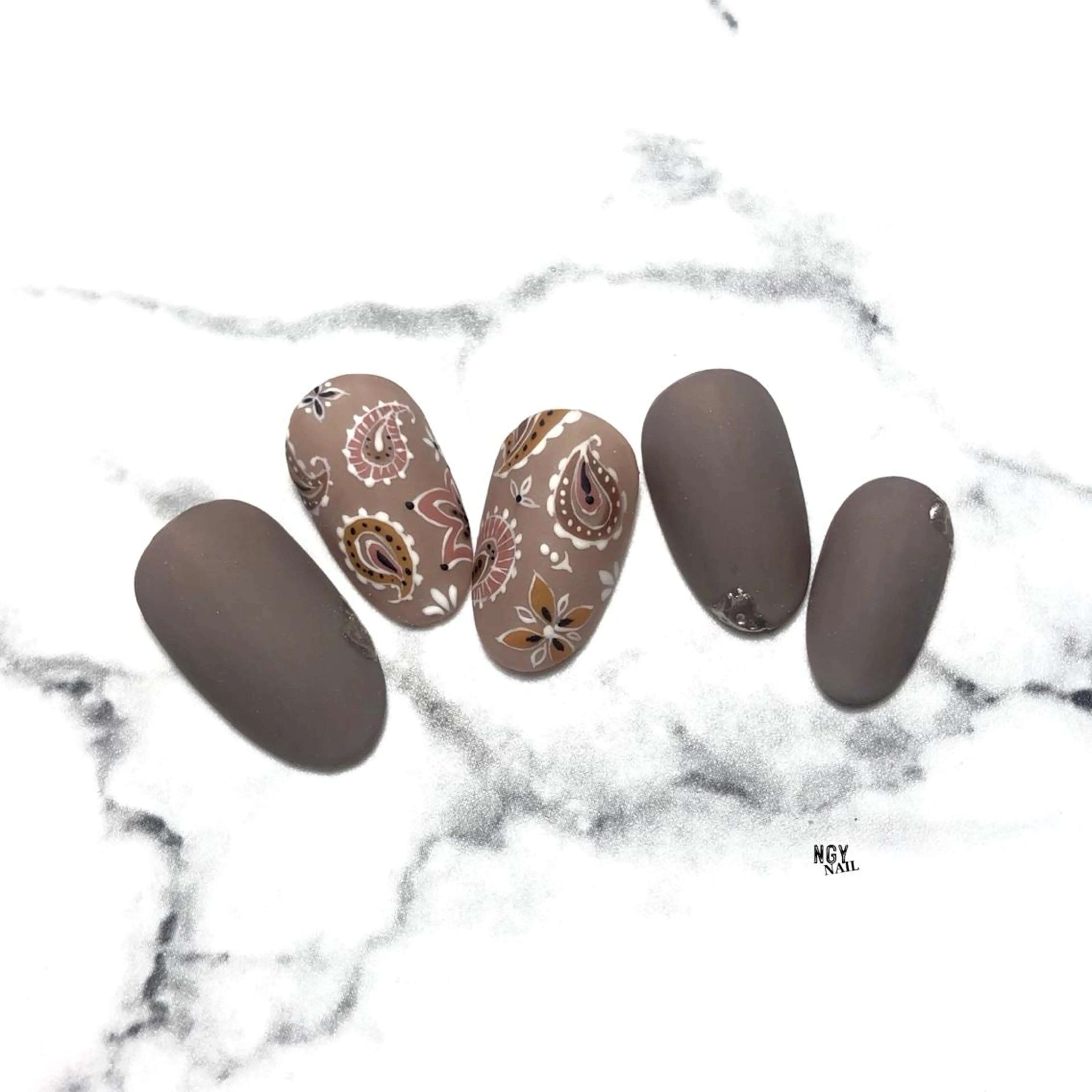 ネイル アートネイル ジェルネイル ニュアンスネイル パラジェル バレンタイン ハンドネイル NAIL NOWのネイルデザイン