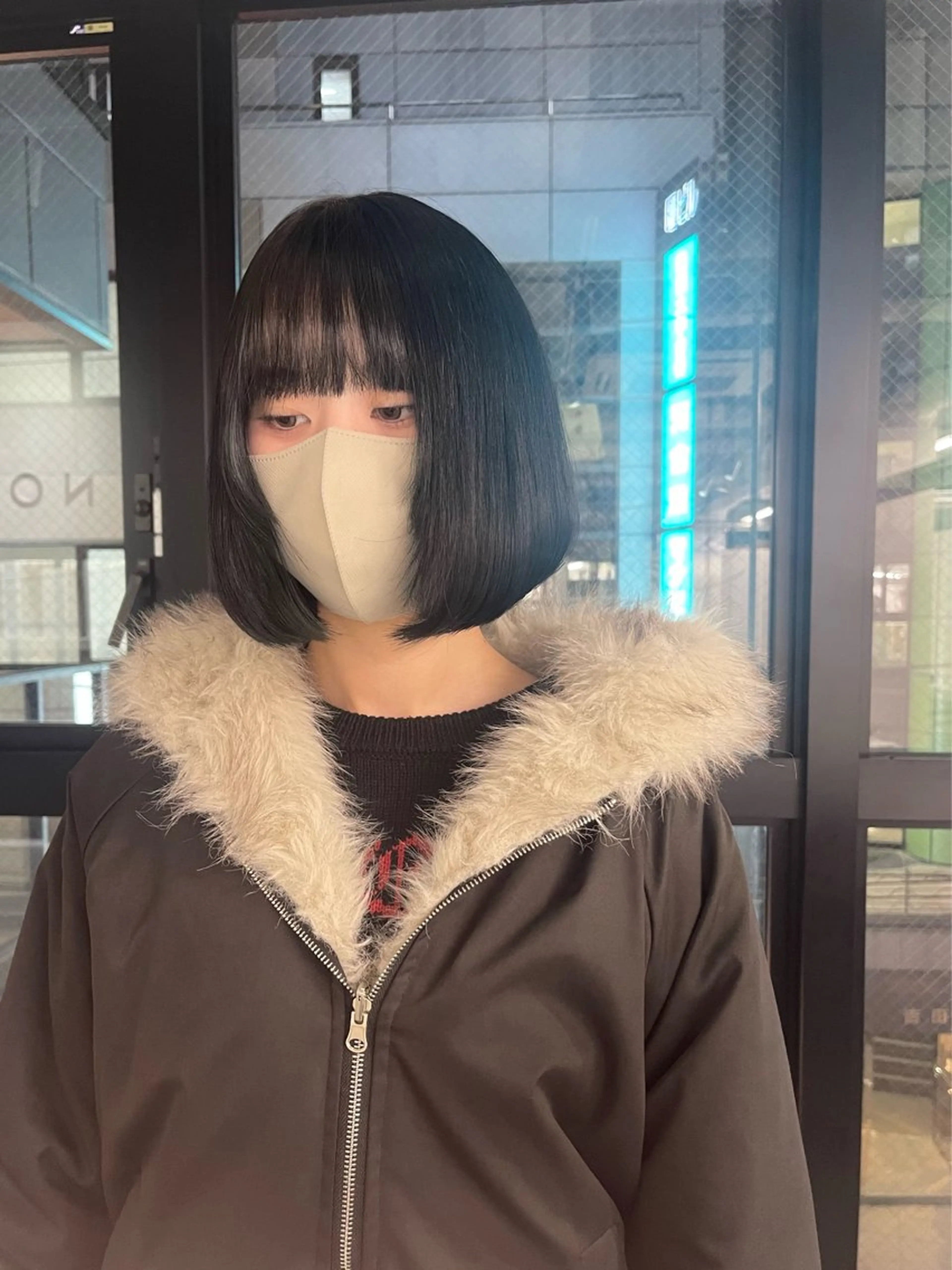 カラー 黒髪 ブルーカラー ブルーブラック ヘアカラー 艶髪カラー特化🧁 RIOのヘアスタイル