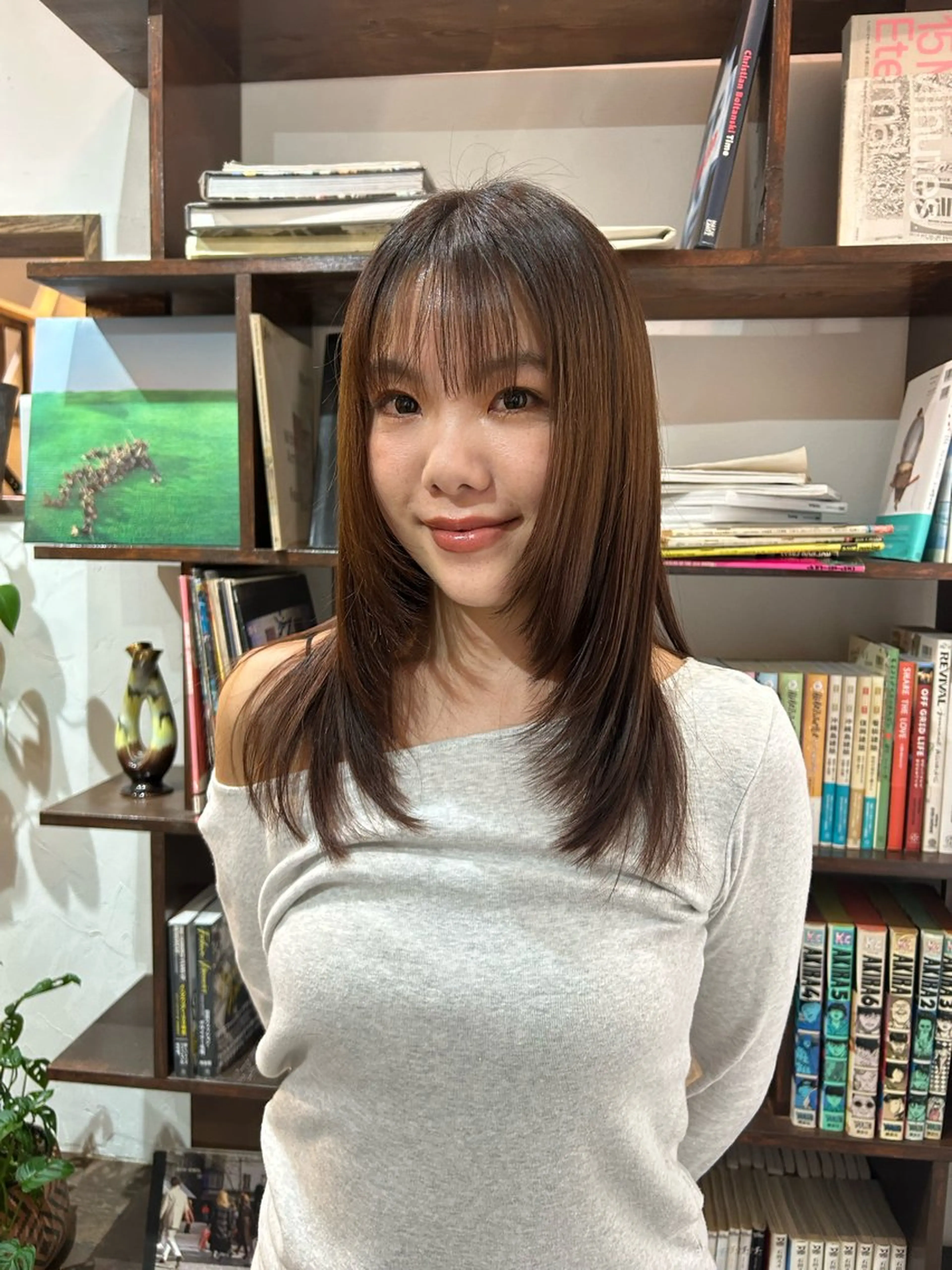 セミロング カット ヘアカラー トリートメント momoka💫 YARD【学芸大学】のヘアスタイル