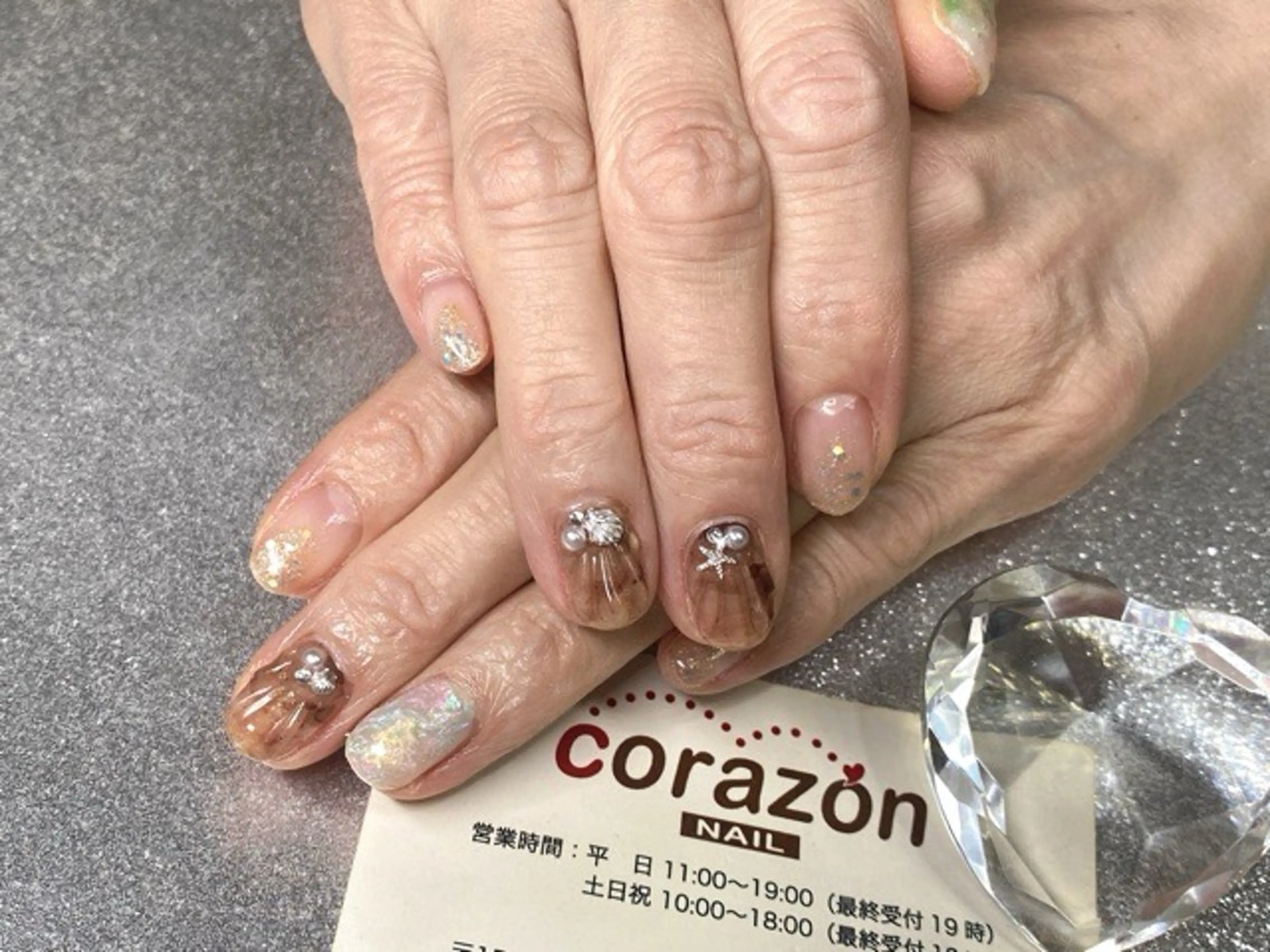 ネイル アートネイル ハンドネイル ハンドケア corazon所属・ネイリスト aicoのネイルデザイン