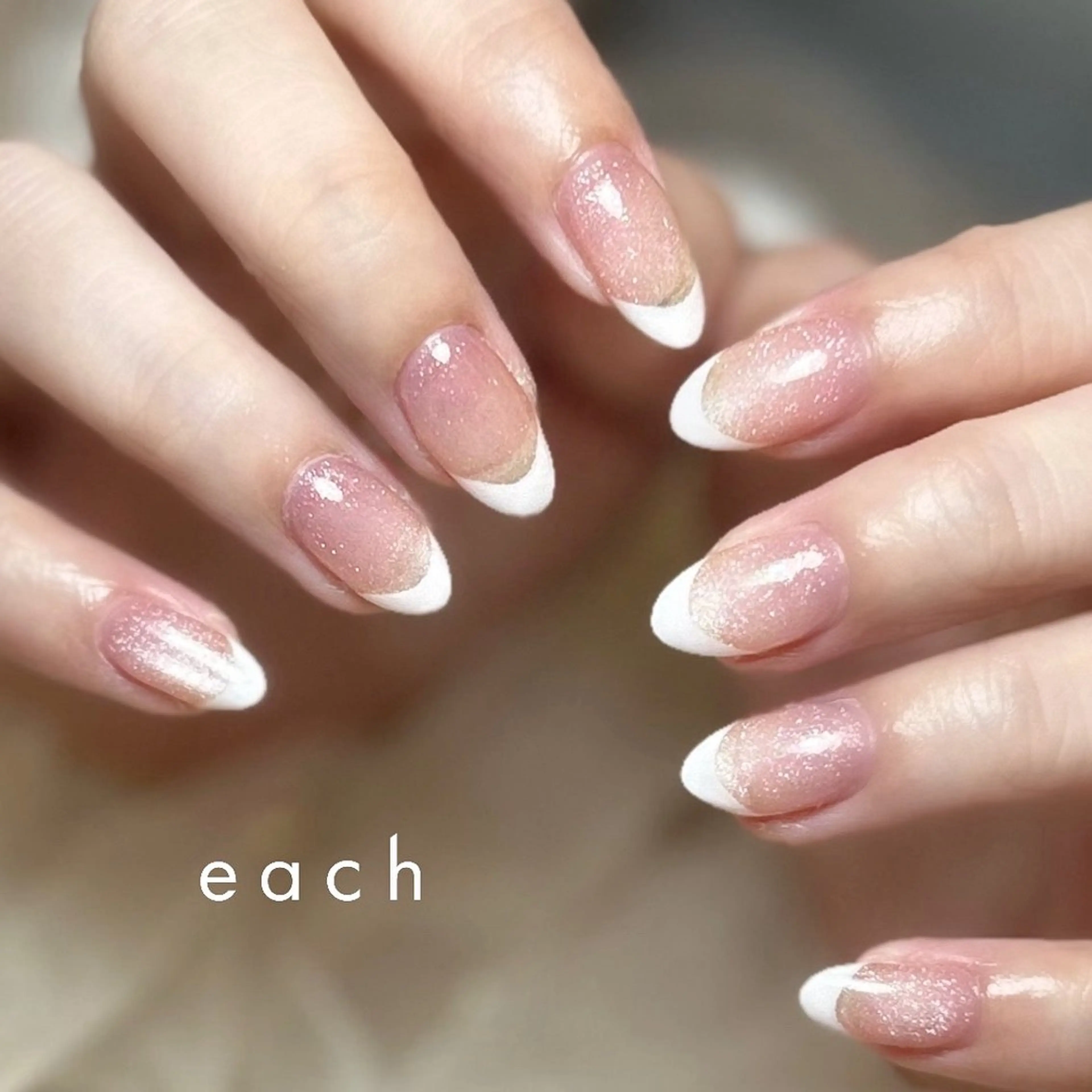 ネイル フレンチネイル ホワイト 𝒆𝒂𝒄𝒉 kanako 🕊のネイルデザイン