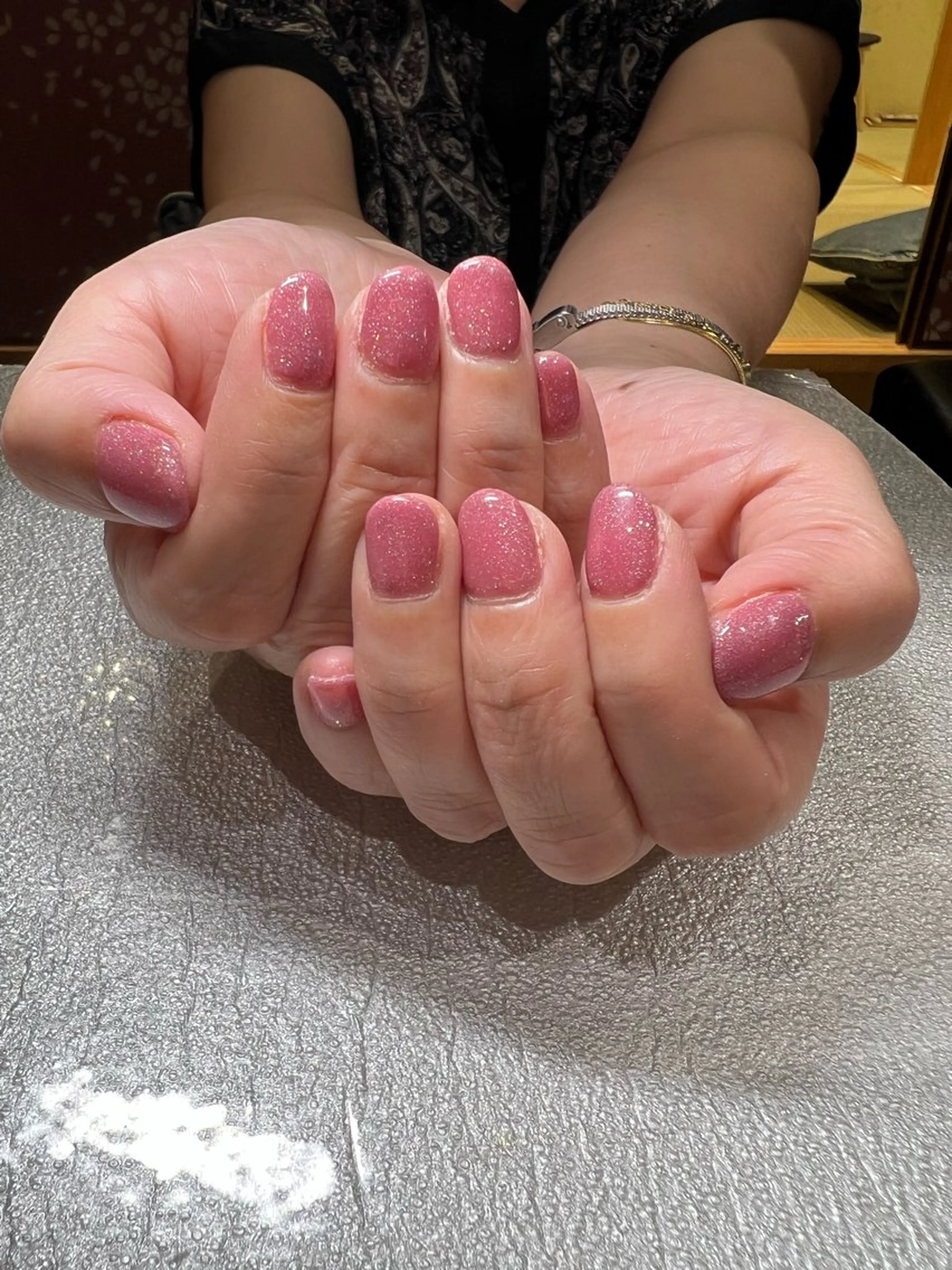 ネイル キラキラネイル ラメ(グリッター) ピンク Total Beauty Salon CURE 津田沼店所属・イエティ .のネイルデザイン