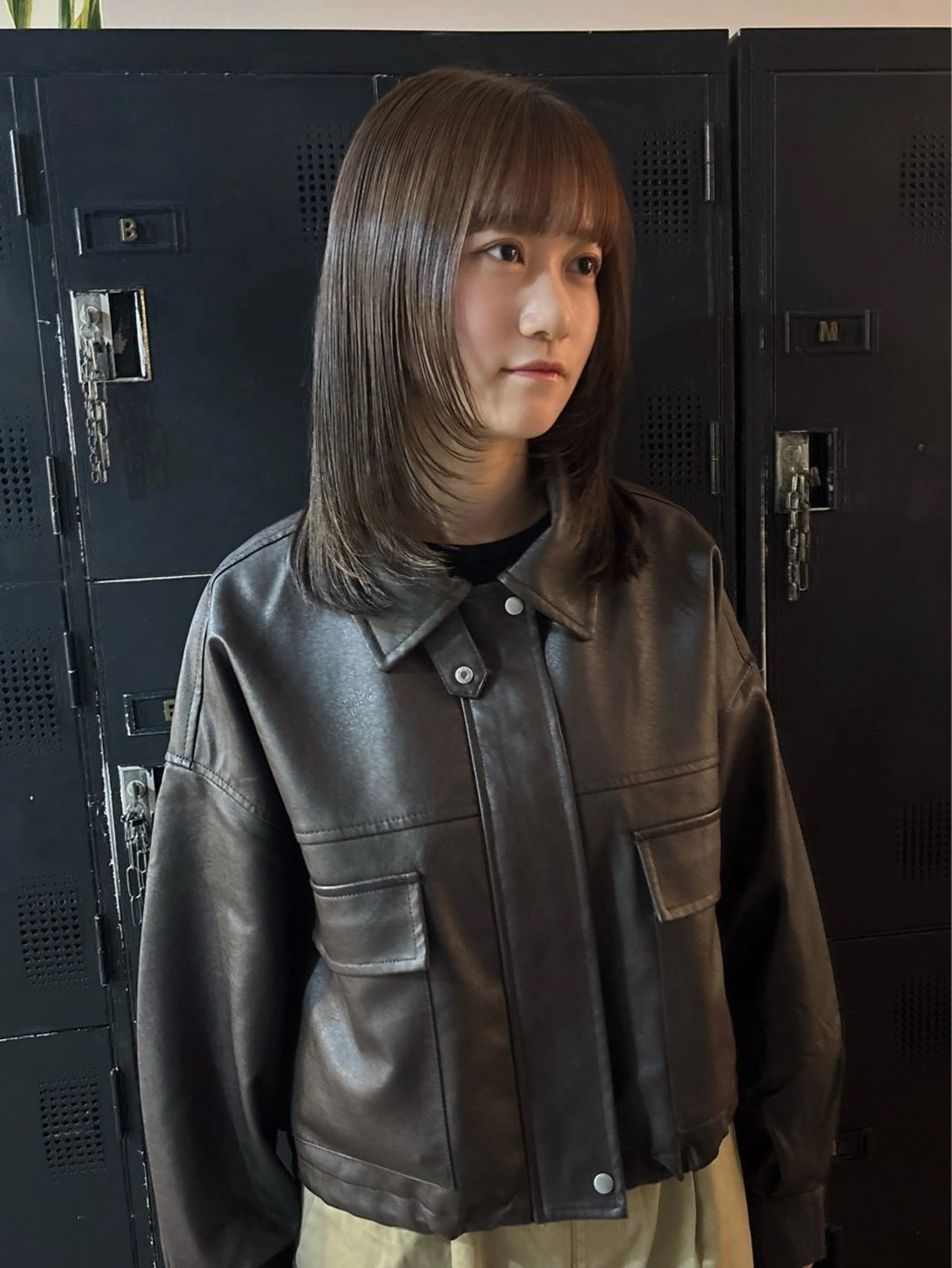 ミディアム カラー オリーブカラー 顔まわりレイヤー レイヤーカット カット 縮毛矯正 fuka/ボブ/ ストレート/暖色のヘアスタイル