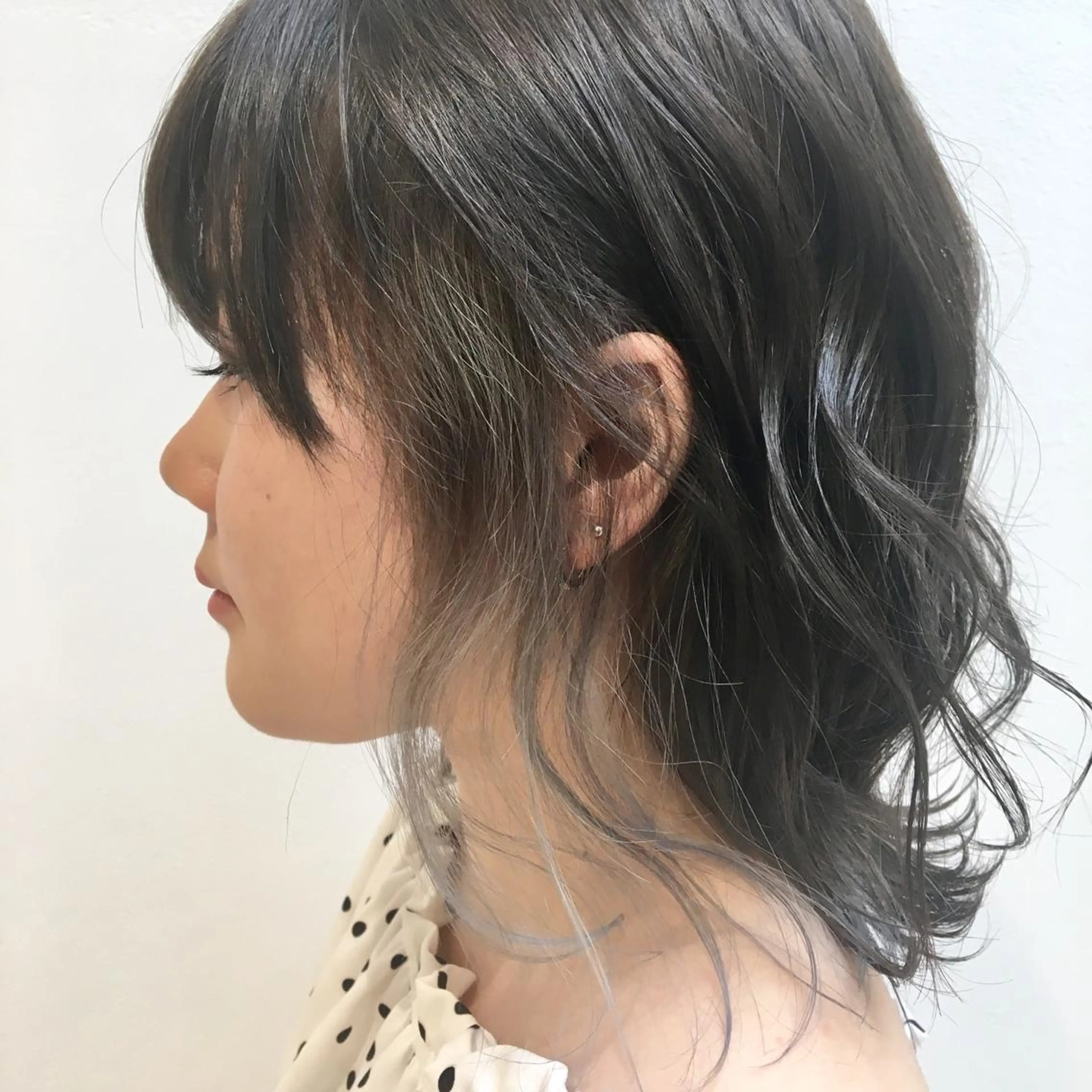 ミディアム カラー loca by tree所属・うる艶暖色カラー HARUNAのヘアスタイル