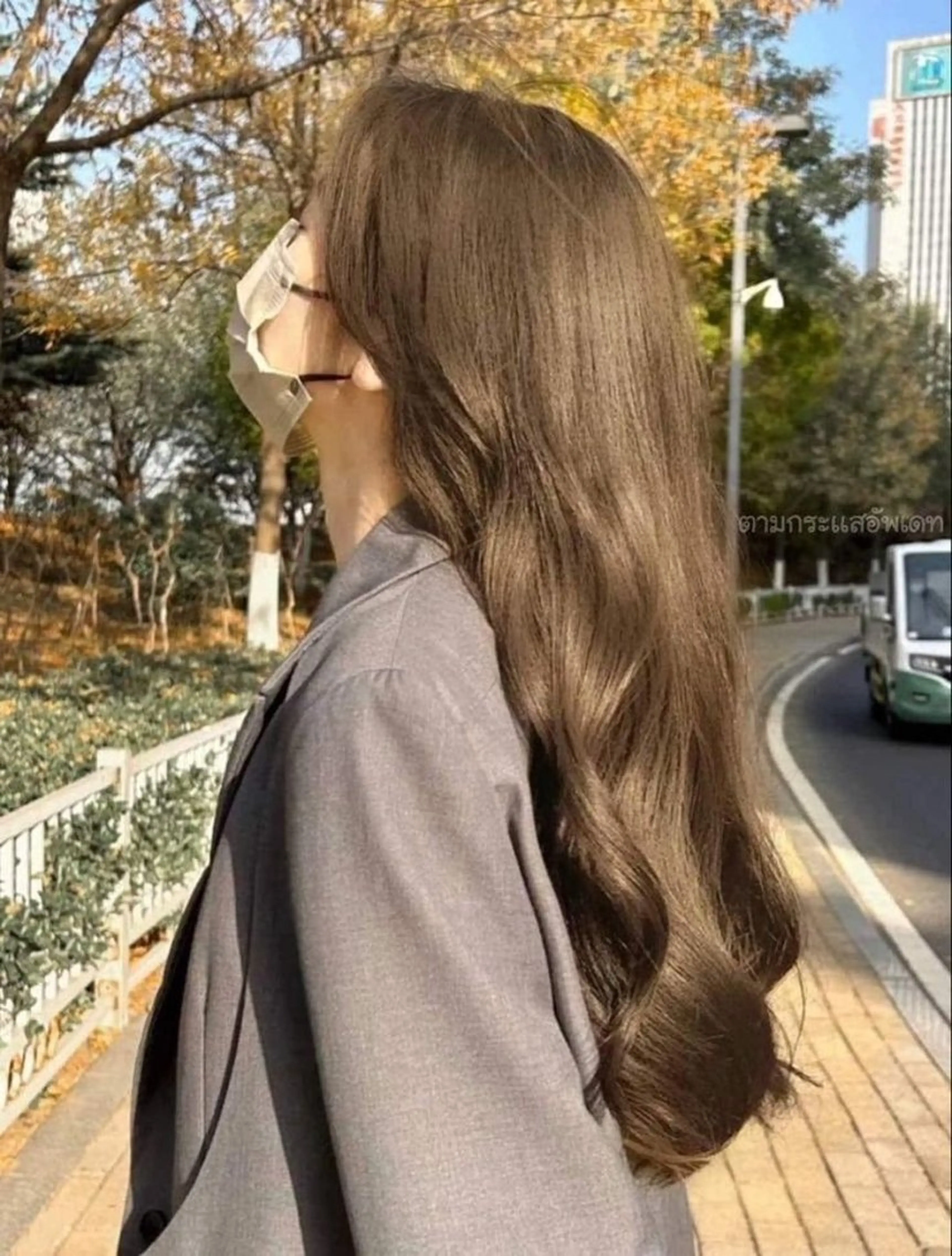 セミロング カラー ブラウンカラー 透明感カラー ラベンダーカラー カット ヘアカラー トリートメント サロウィン　神戸三宮店所属・三宮No.1ブリーチ 無しカラー/杉山太貴のヘアスタイル