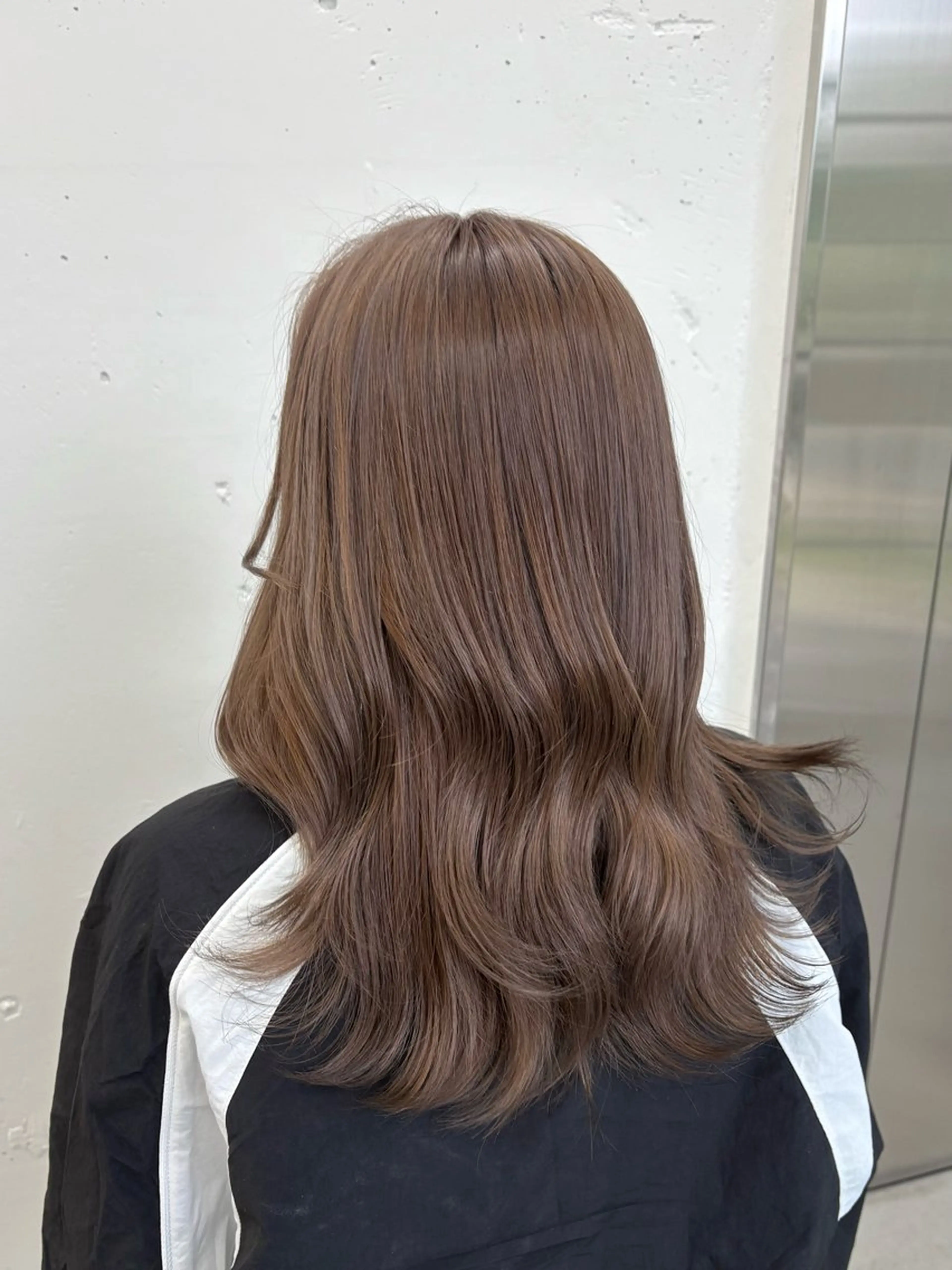 セミロング カラー ブリーチ 透明感カラー ヘアカラー トリートメント 🌟ゆりあ🌟 JILLSTUDIOのヘアスタイル