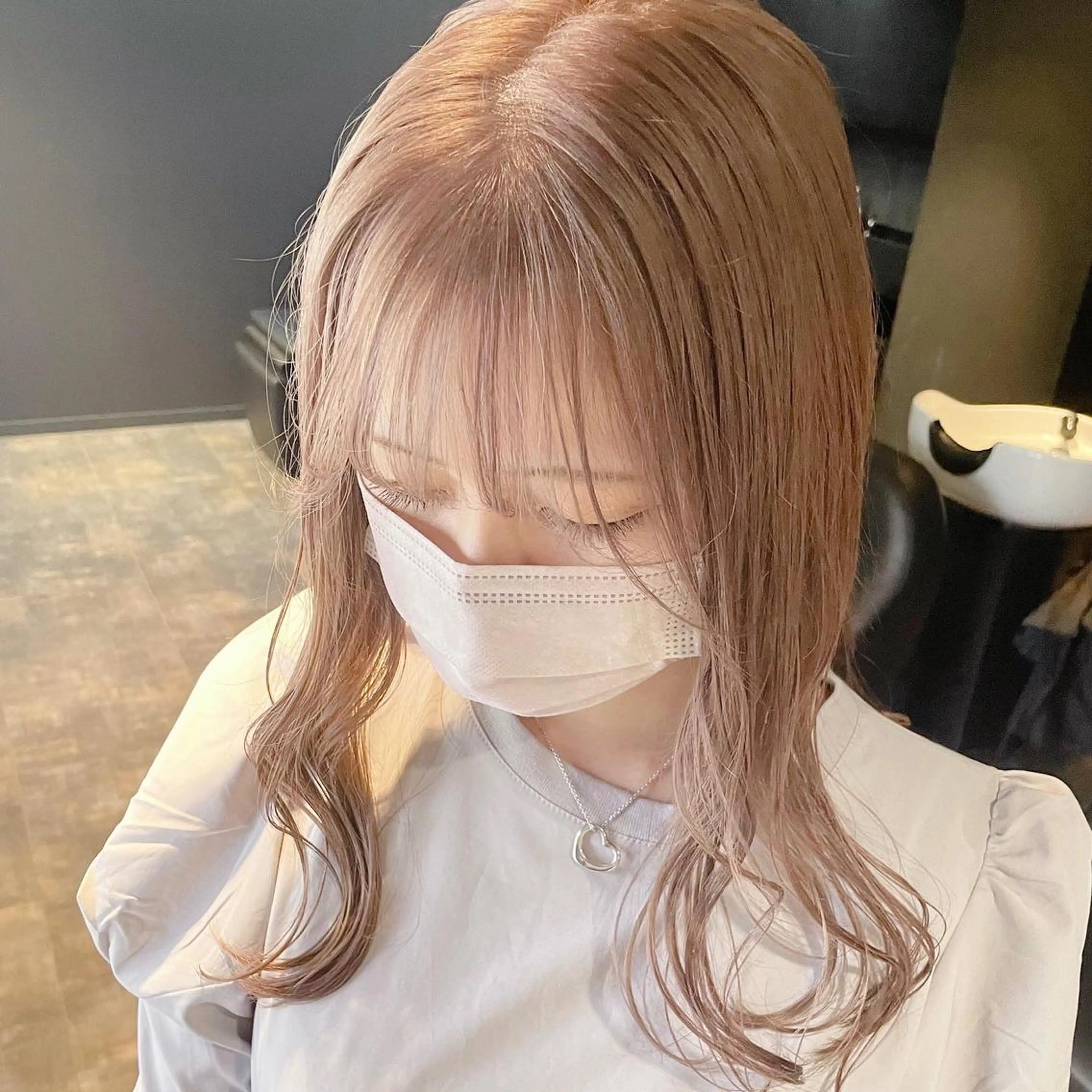 セミロング カラー ベージュカラー ミルクティーベージュ ヘアカラー トリートメント MiL所属・✨ハイトーン✨ 濱田知孝のヘアスタイル