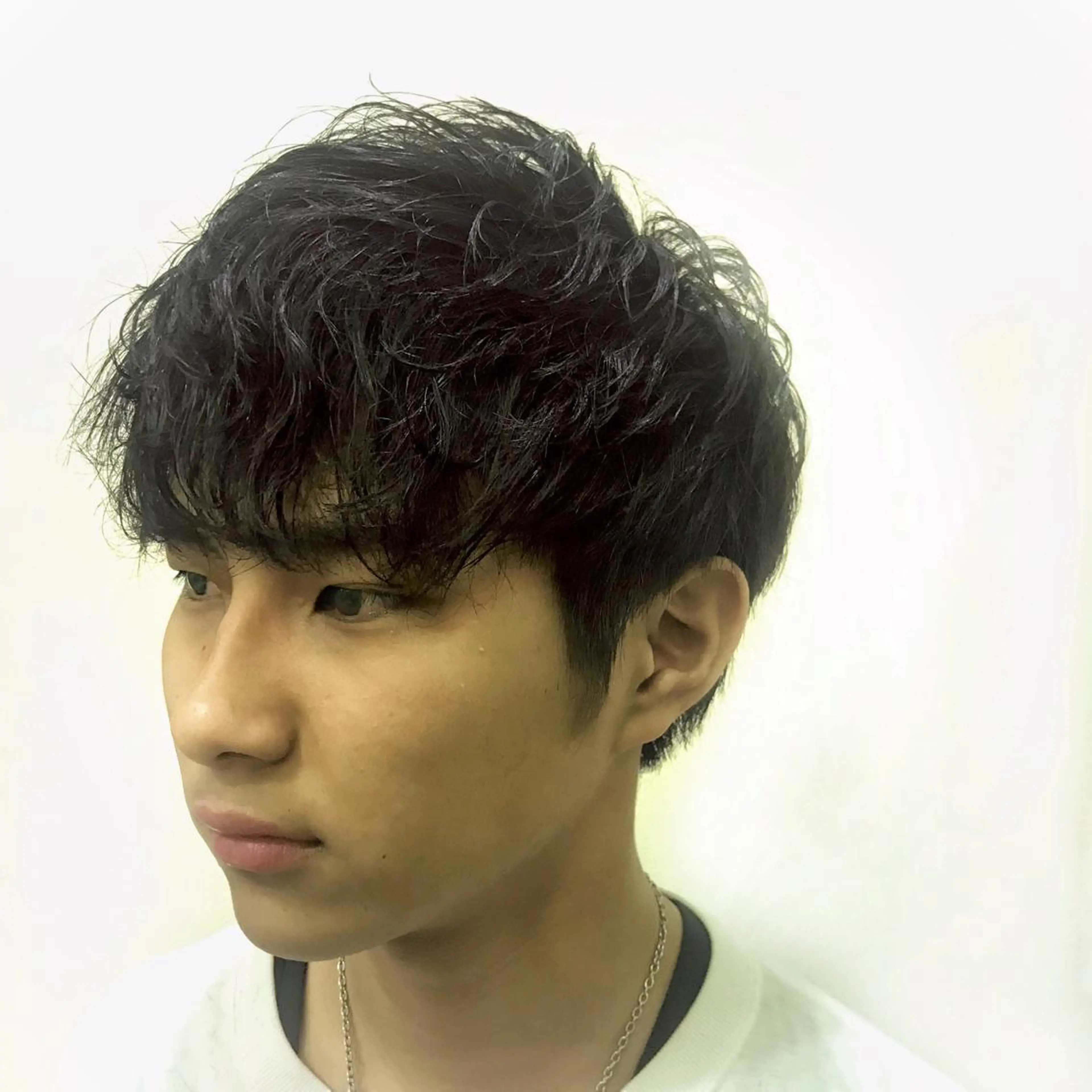 ショート カラー パーマ メンズ 吉川 純太のヘアスタイル