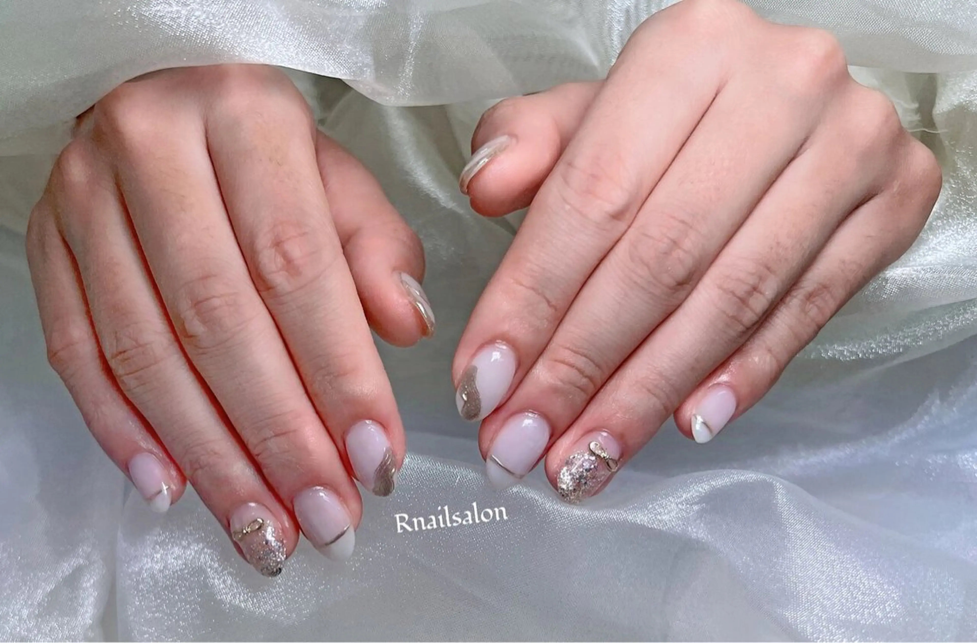 ミディアム ハンドネイル R NAILSALONのネイルデザイン