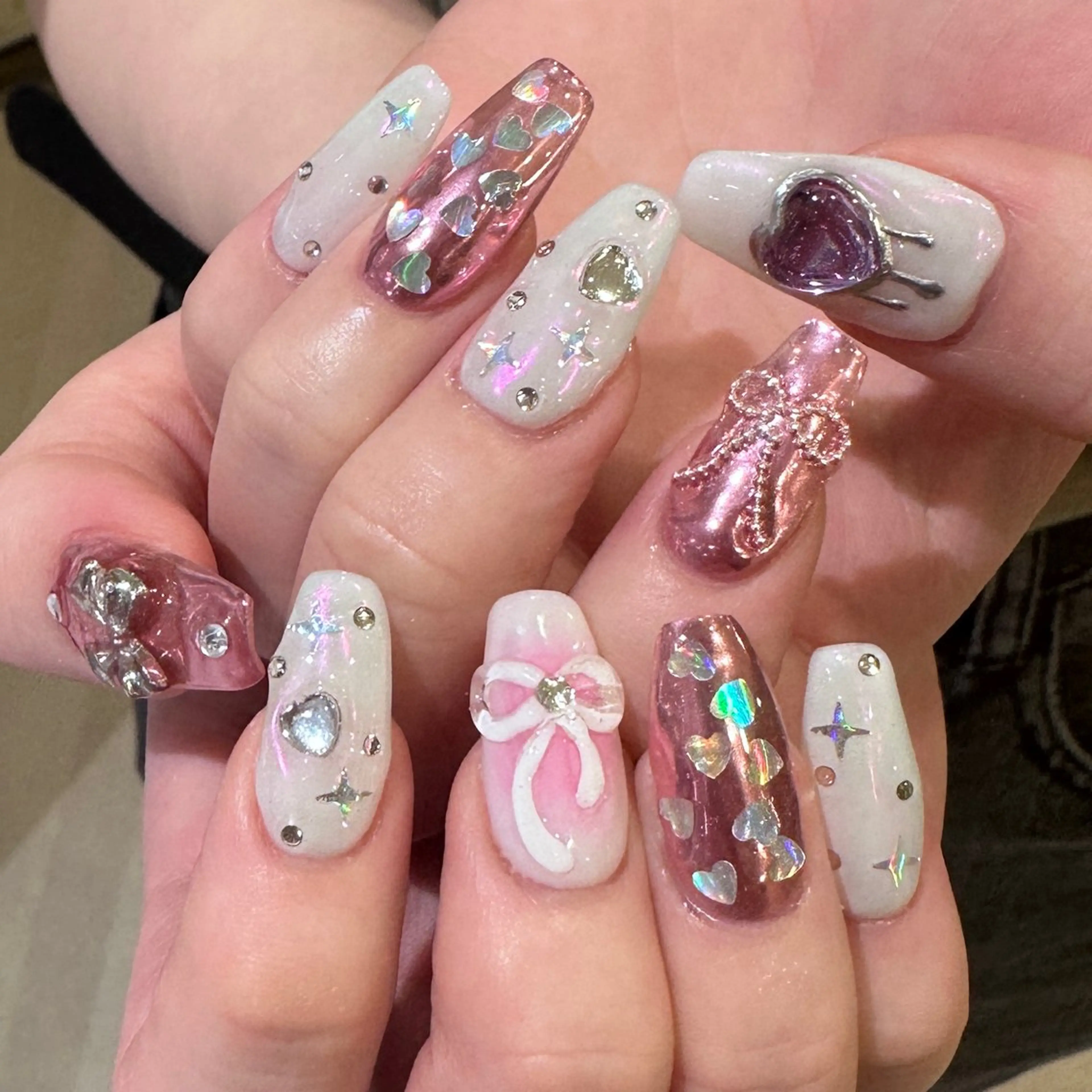 ネイル ハンドネイル 👽個性派ネイル🎀 komachiのネイルデザイン