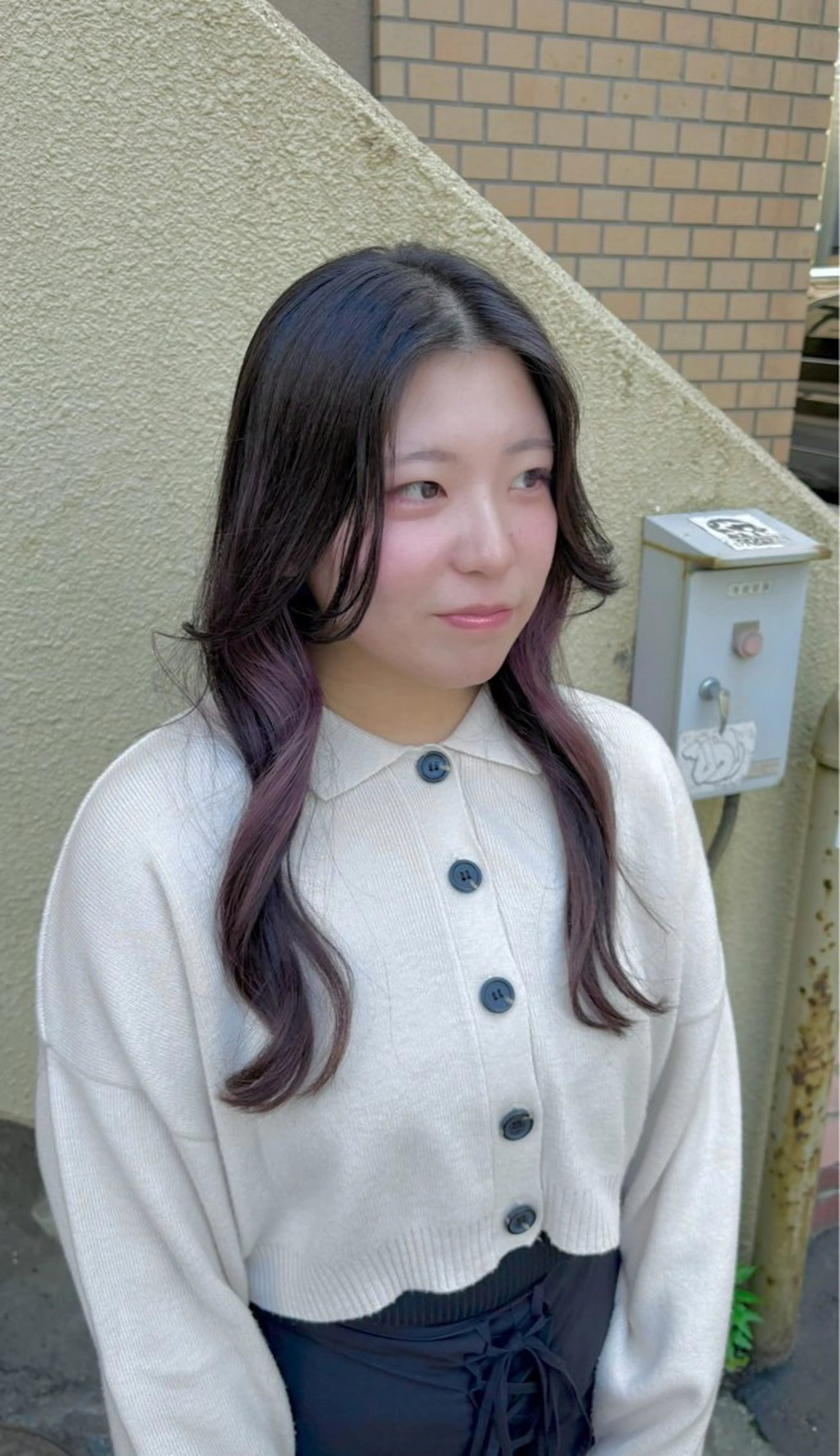 ロング カラー ブリーチ インナーカラー ピンクカラー ピンクパープル パープルカラー ヘアカラー トリートメント 【sica】 チナのヘアスタイル