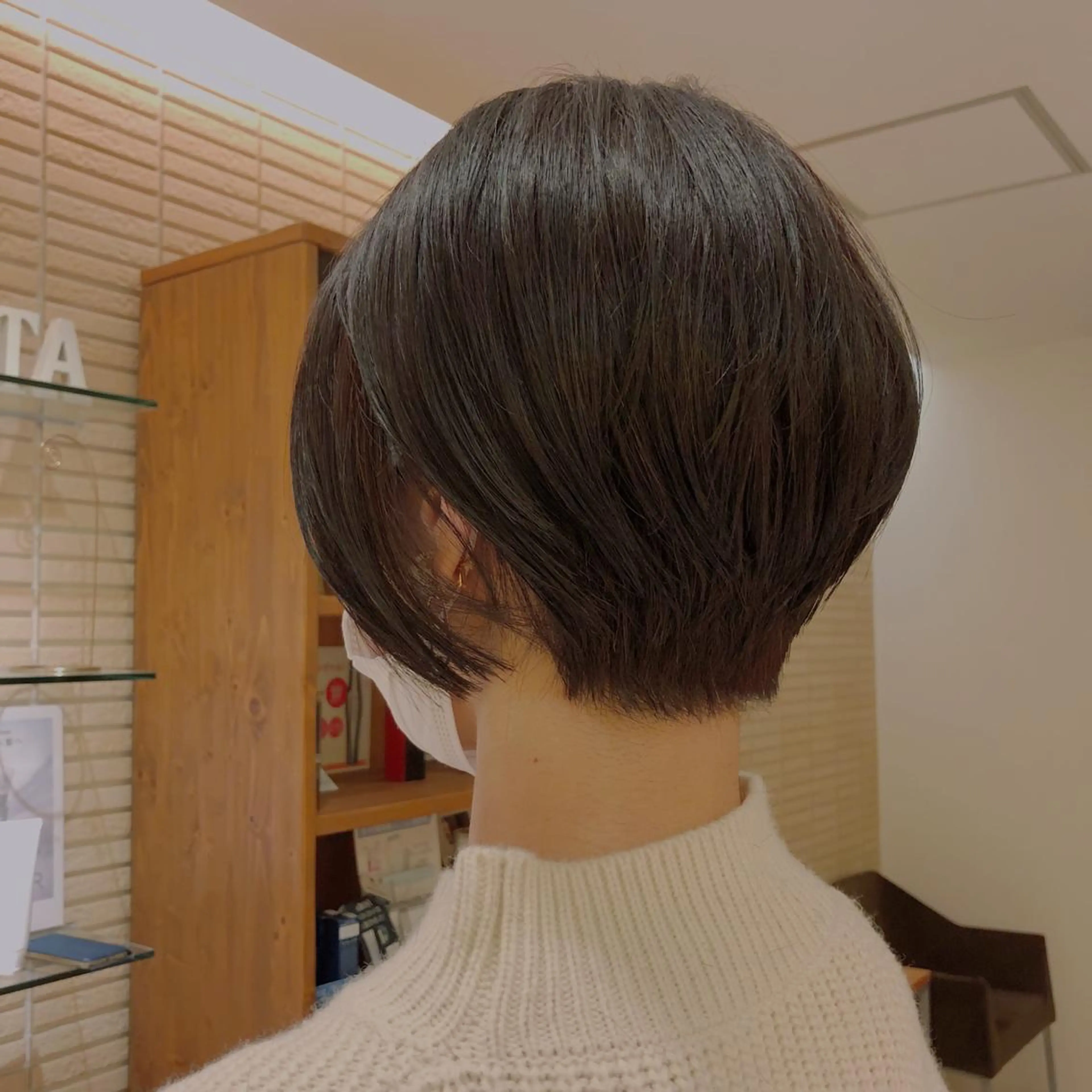 ショート 小野寺 モエカのヘアスタイル