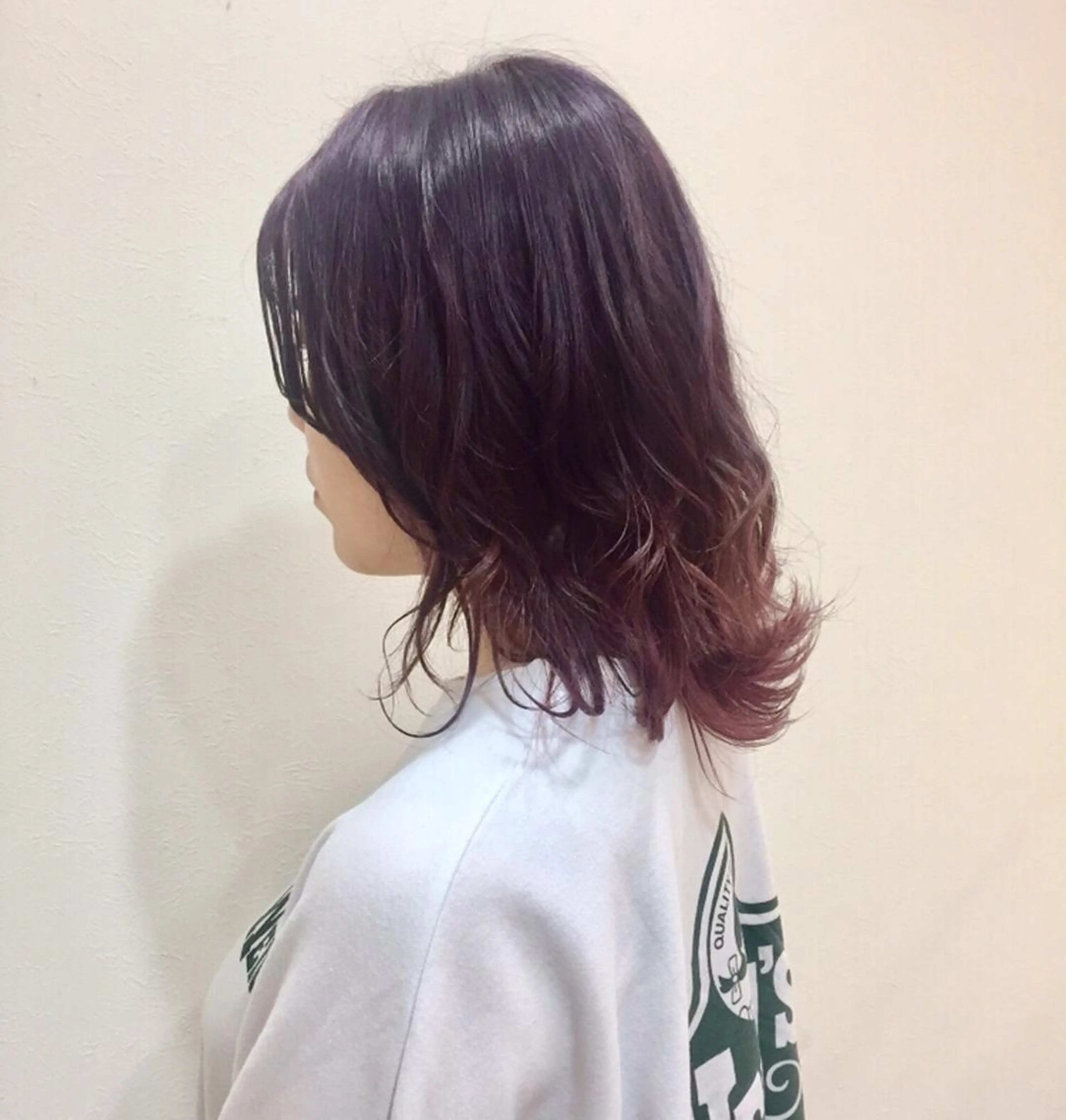 ロング カラー Chlan岡本所属・Chlan岡本 坂本朱樺莉のヘアスタイル