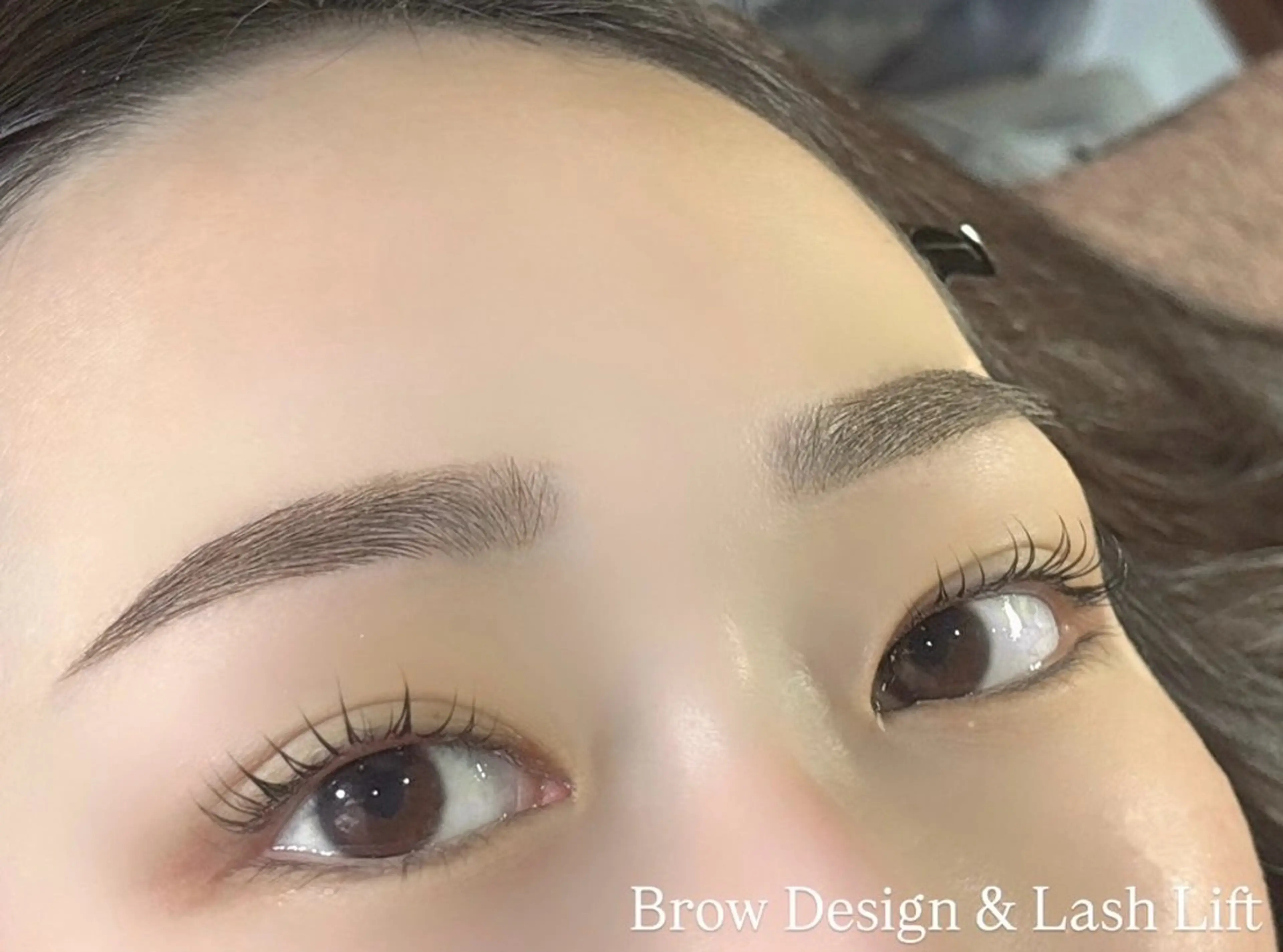 マツエク・マツパ まつげパーマ putihTidur 二村乃愛の眉毛・アイブロウイメージ